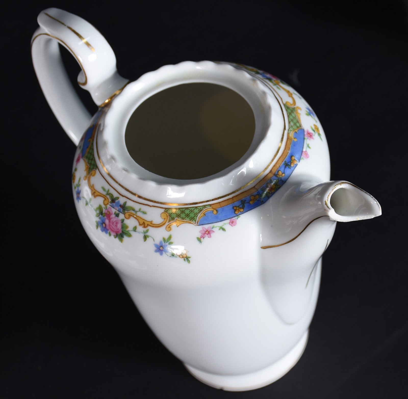 Serviço de chá e café de porcelana tcheca composto de: 4 xícaras de... - foto 4 de 6