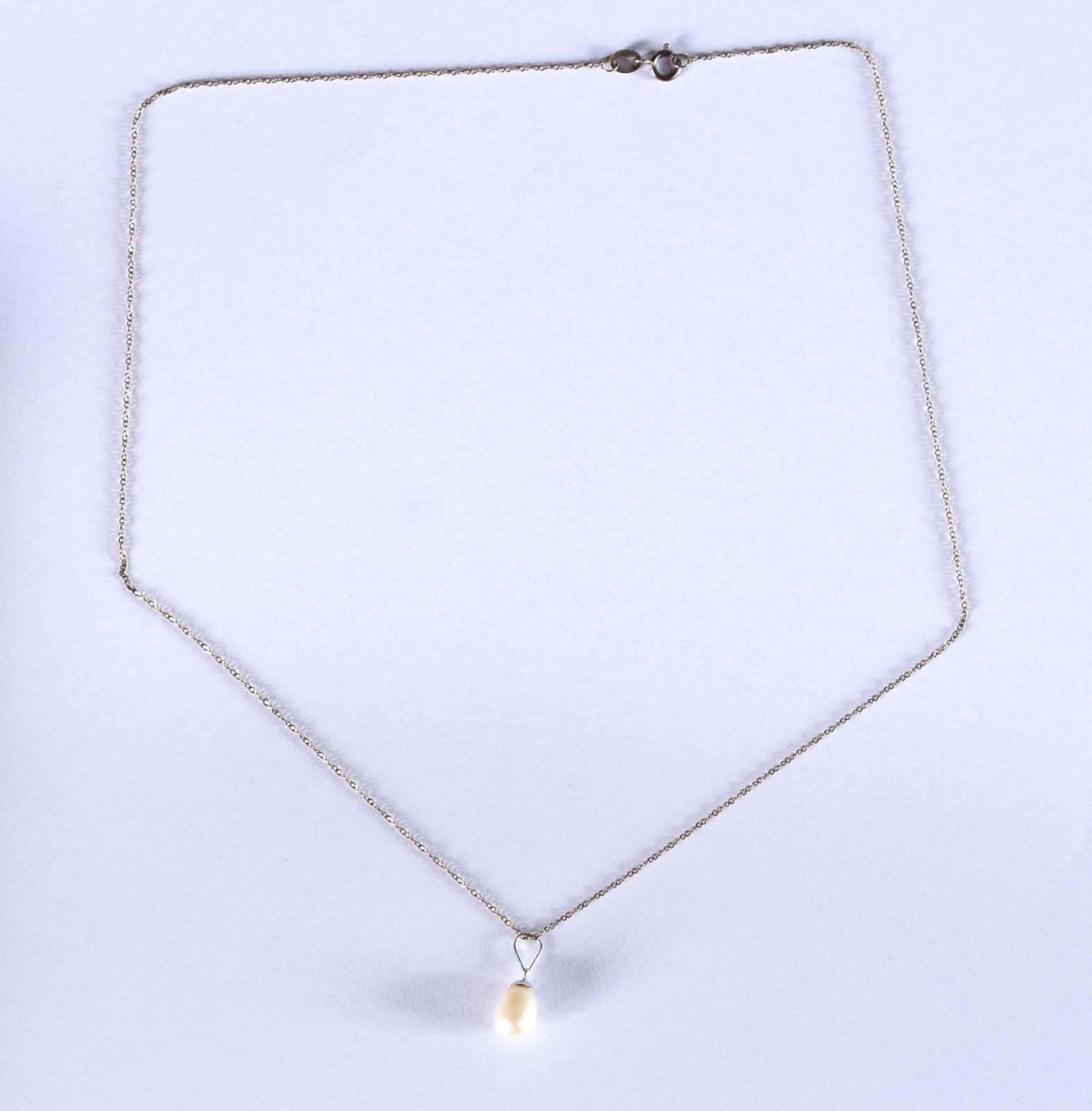 Colar de ouro 18k, pendente com pérola. (Por motivos de segurança a... - foto 2 de 4