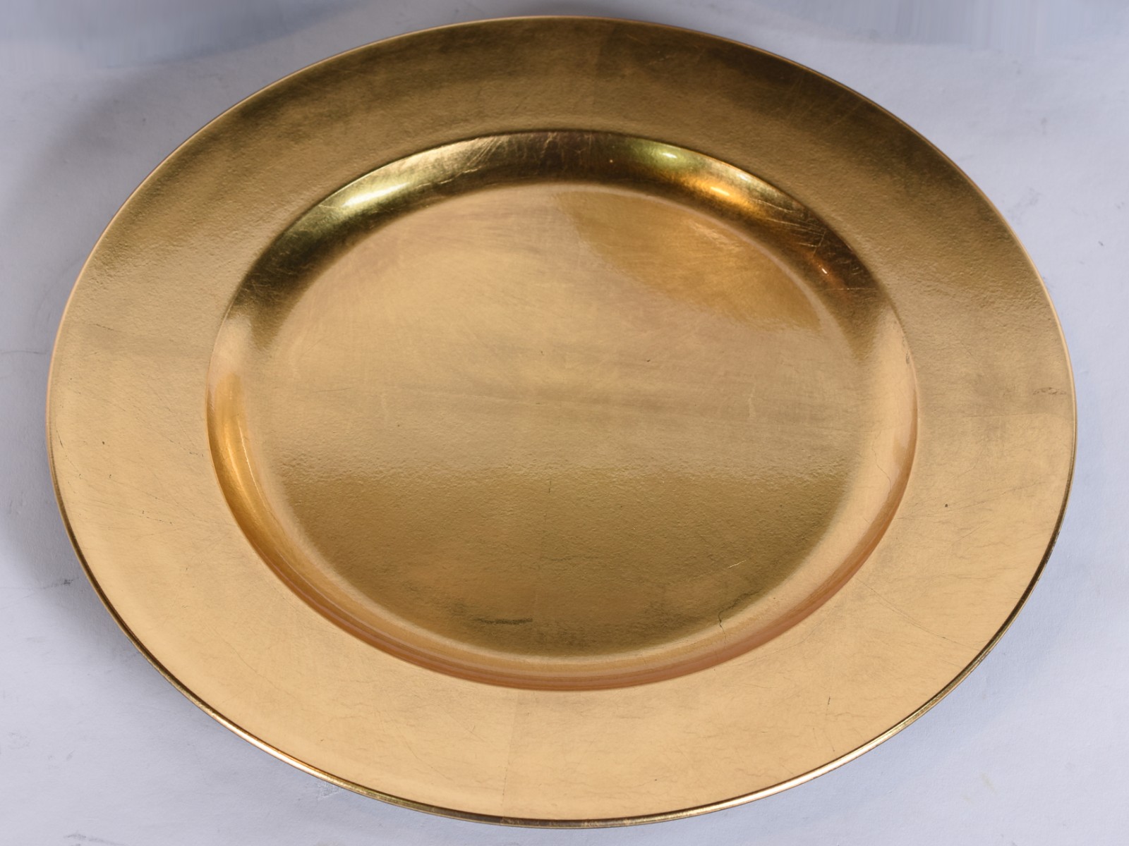 Conjunto de onze souplats de resina dourada e 4 de vidro colorido... - foto 4 de 7