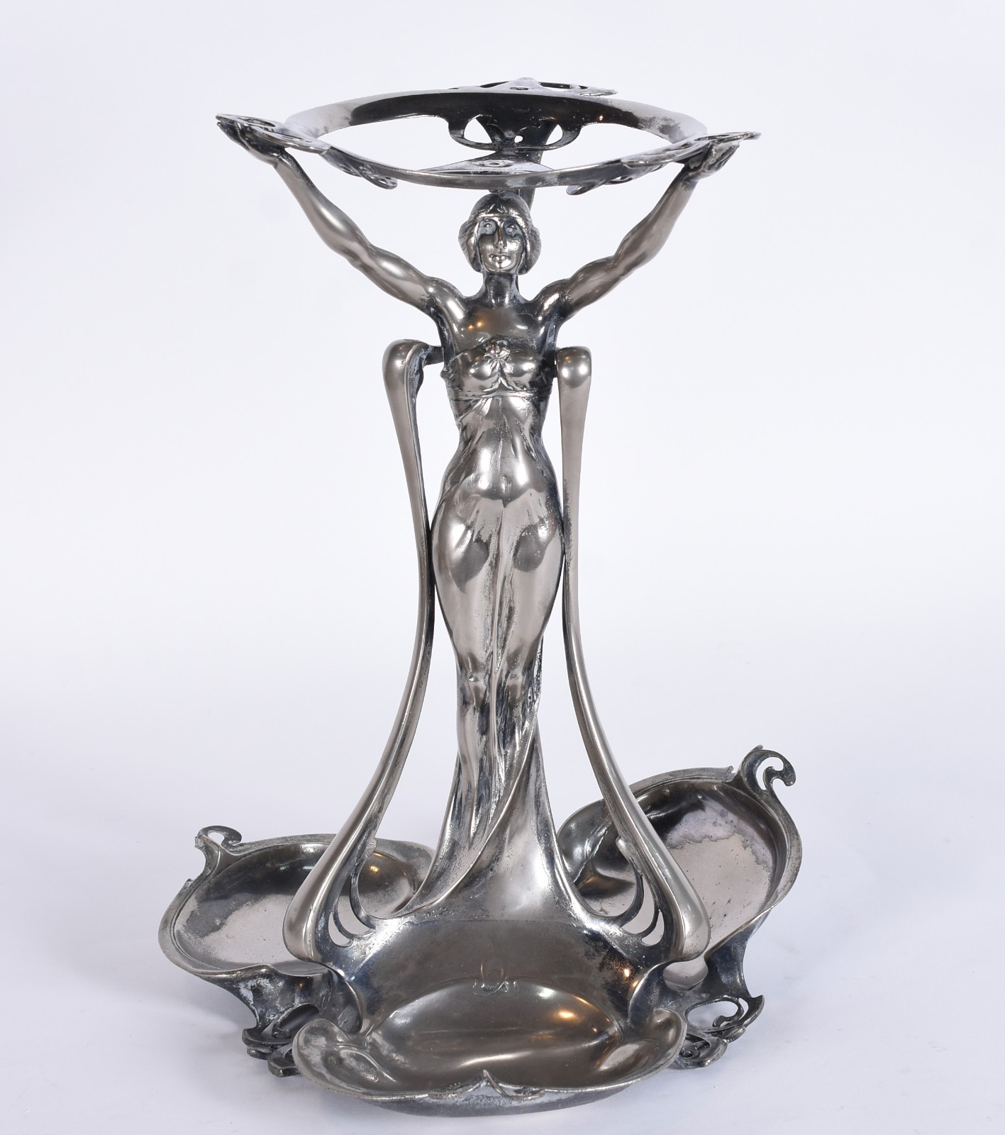 Base de floreira Art Nouveau de metal representando figura feminina... - foto 1 de 7