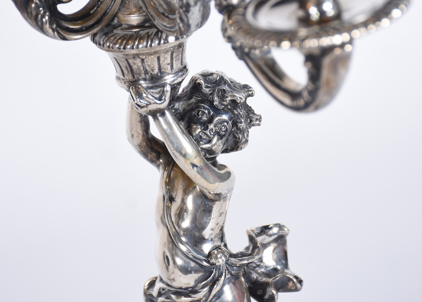 Par de belíssimos candelabros de prata portuguesa contraste Águia... - foto 3 de 9