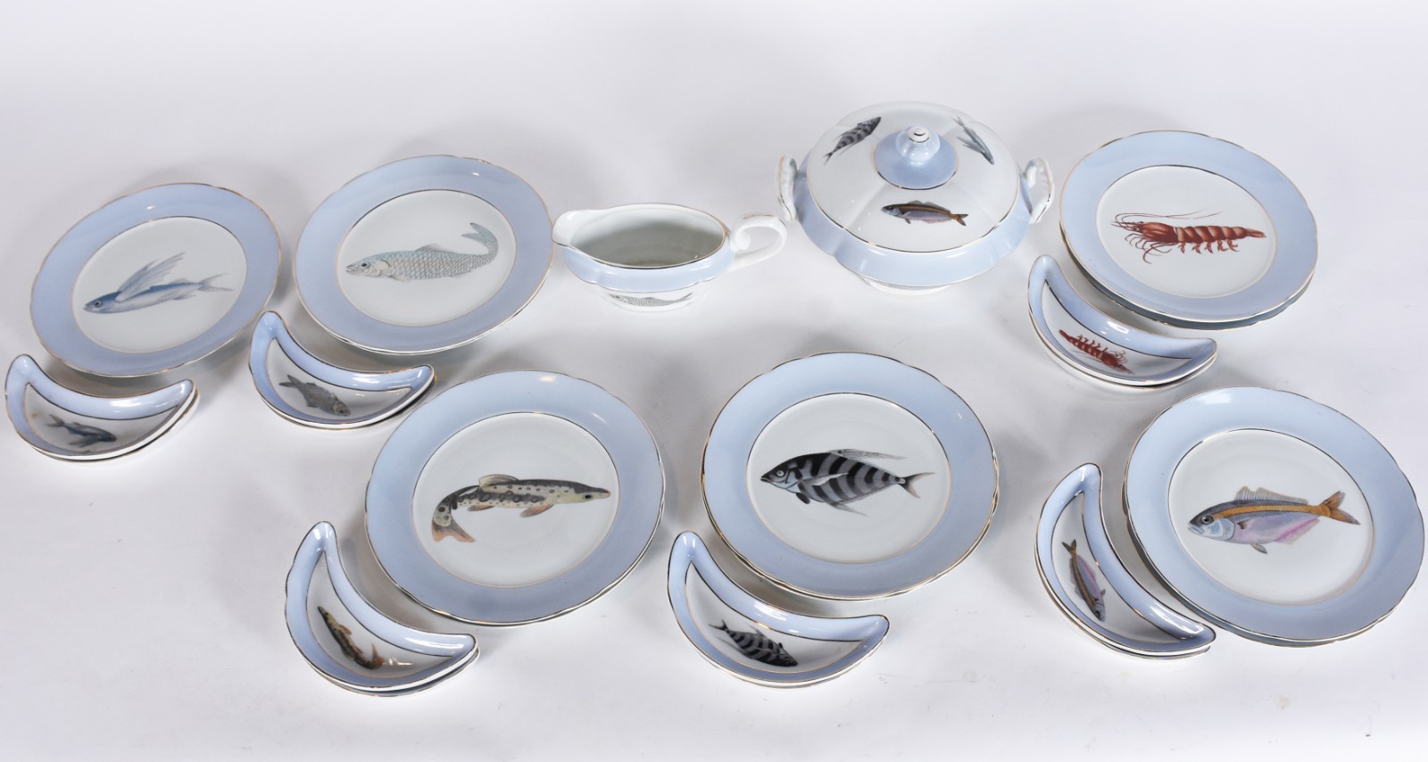 Serviço para peixe de porcelana Real, decorada com figuras marinhas... - foto 3 de 6