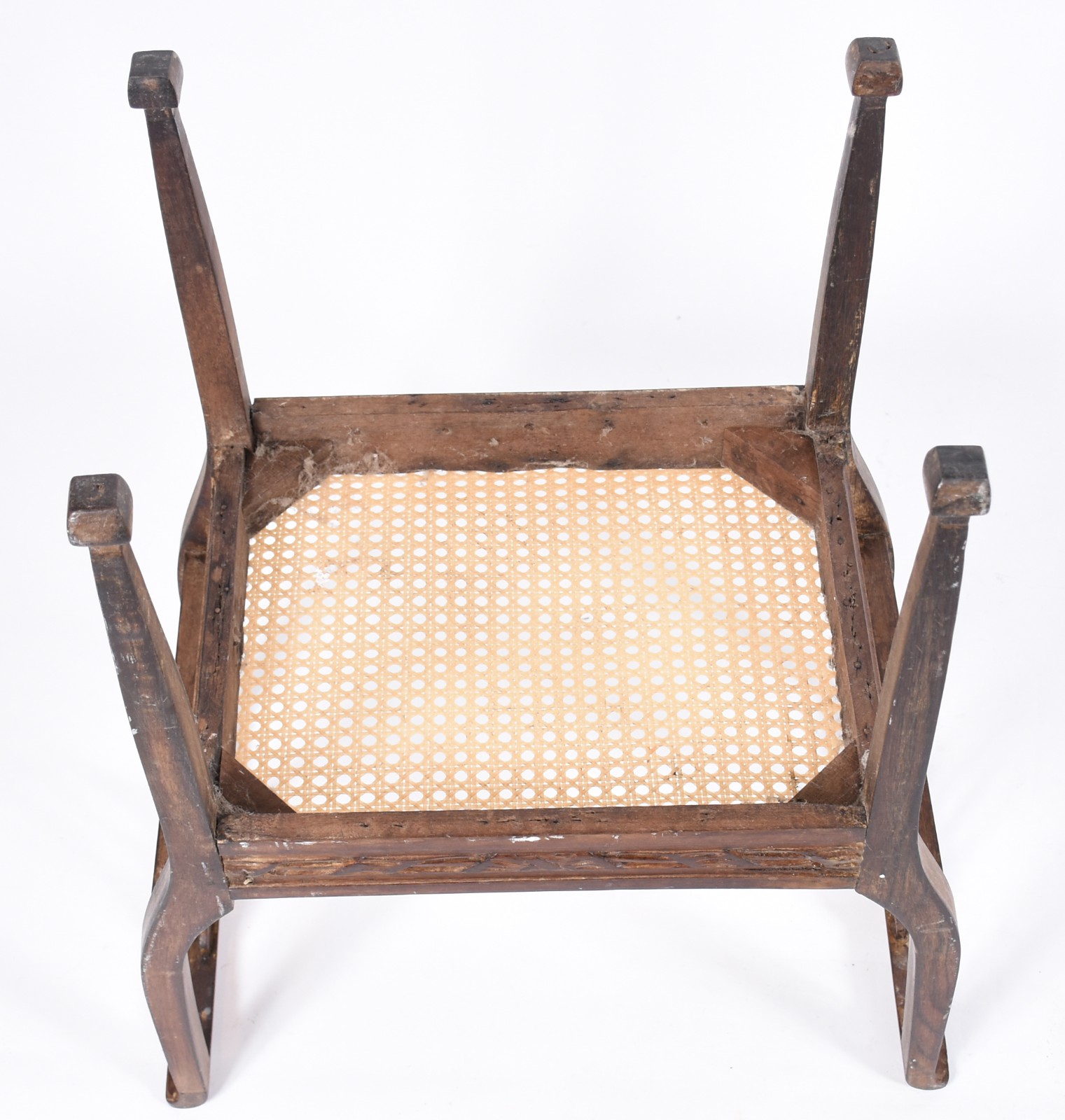 Banqueta de madeira nobre, assento forrado com palhinha sintética. - foto 4 de 4