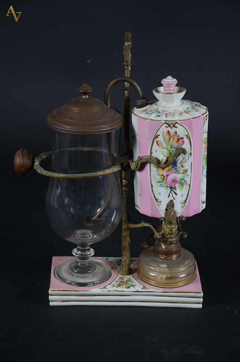 Antiga cafeteira de vácuo, de 2 elementos, em porcelana francesa e... - foto 1 de 3