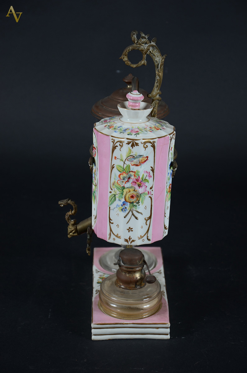 Antiga cafeteira de vácuo, de 2 elementos, em porcelana francesa e... - foto 2 de 3