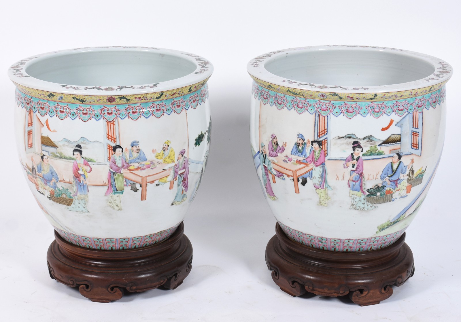 Par de cachepots/aquário de porcelana oriental decorados com figuras... - foto 1 de 6