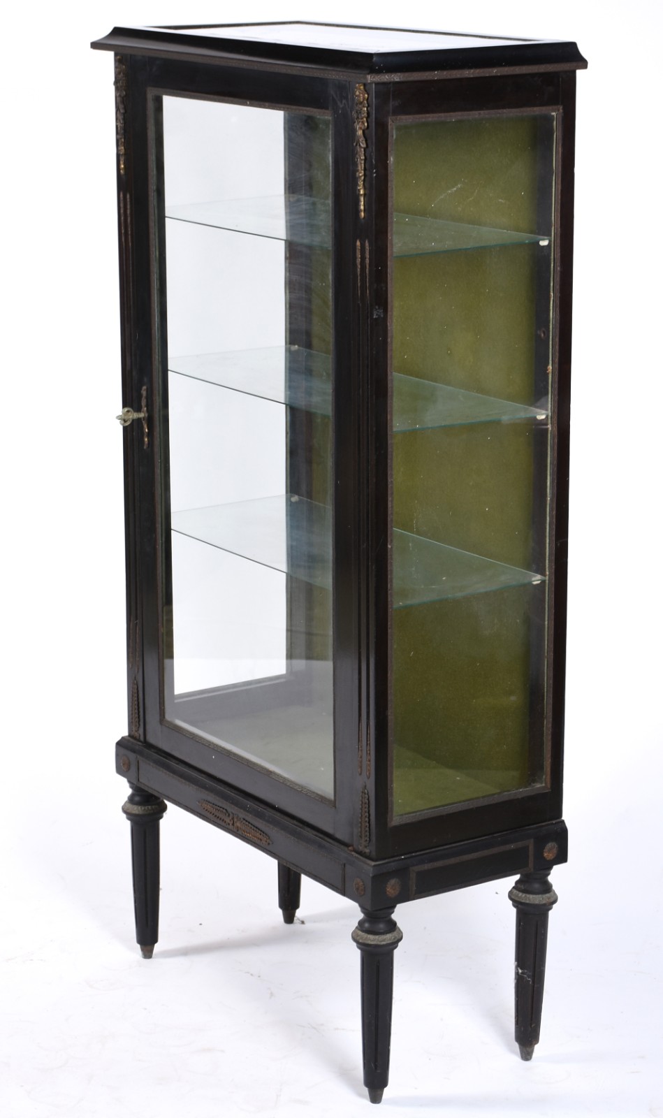 Vitrine de madeira nobre com porta e laterais de vidro, prateleiras... - foto 1 de 4