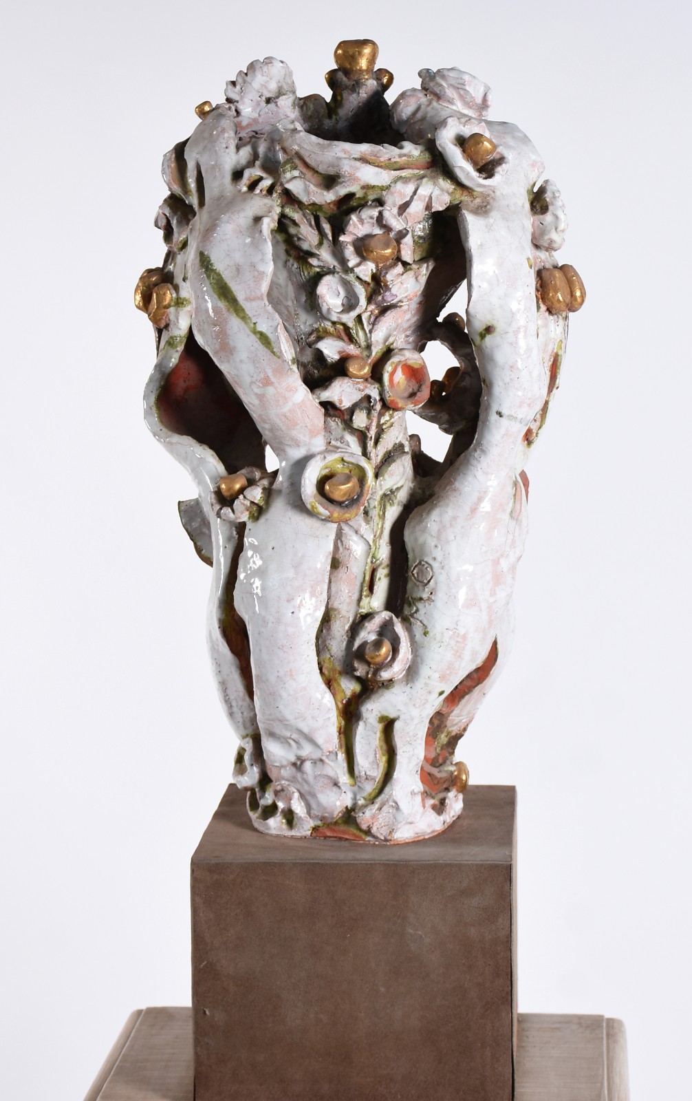 Estatueta representando Figura feminina de cerâmica vitrificada... - foto 6 de 6
