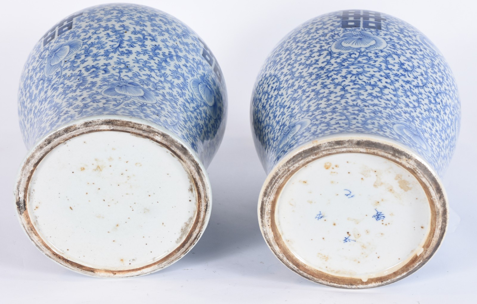 Par de potiches de formato balaústre em porcelana chinesa, decorados... - foto 4 de 4