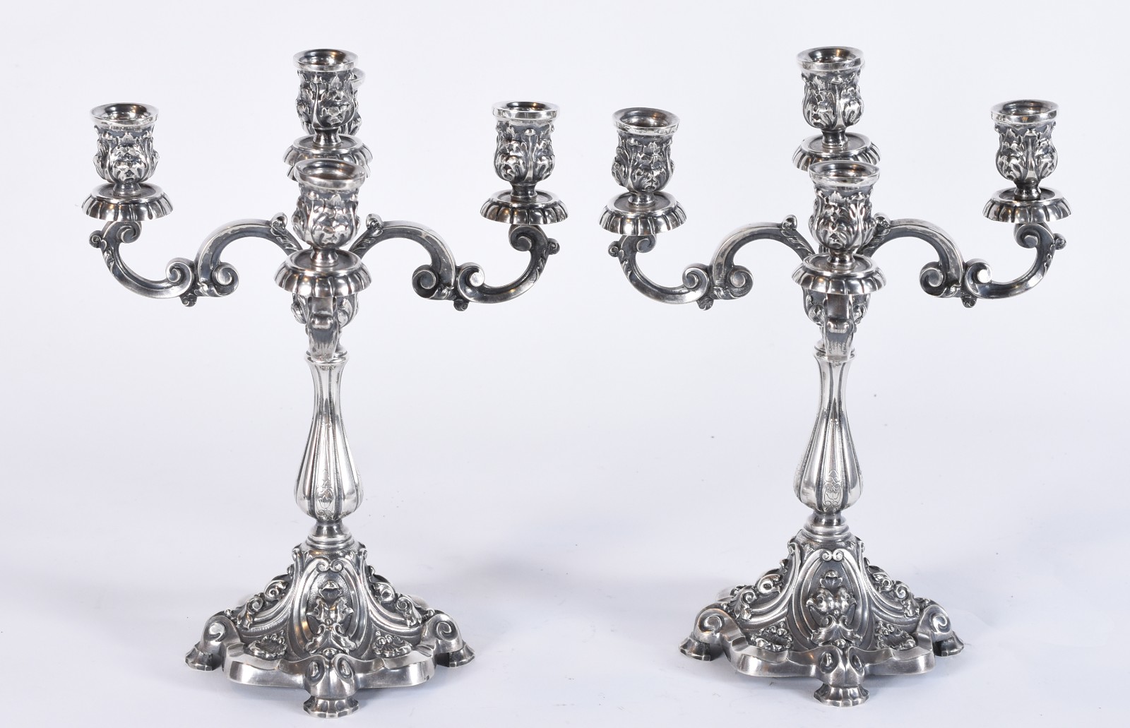 Par de candelabros de prata portuguesa contraste Águia, para 5 velas... - foto 3 de 6
