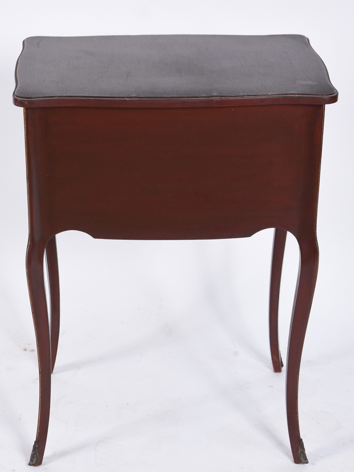 Mini cômoda com 2 gavetas de madeira nobre, pernas ligeiramente... - foto 5 de 5