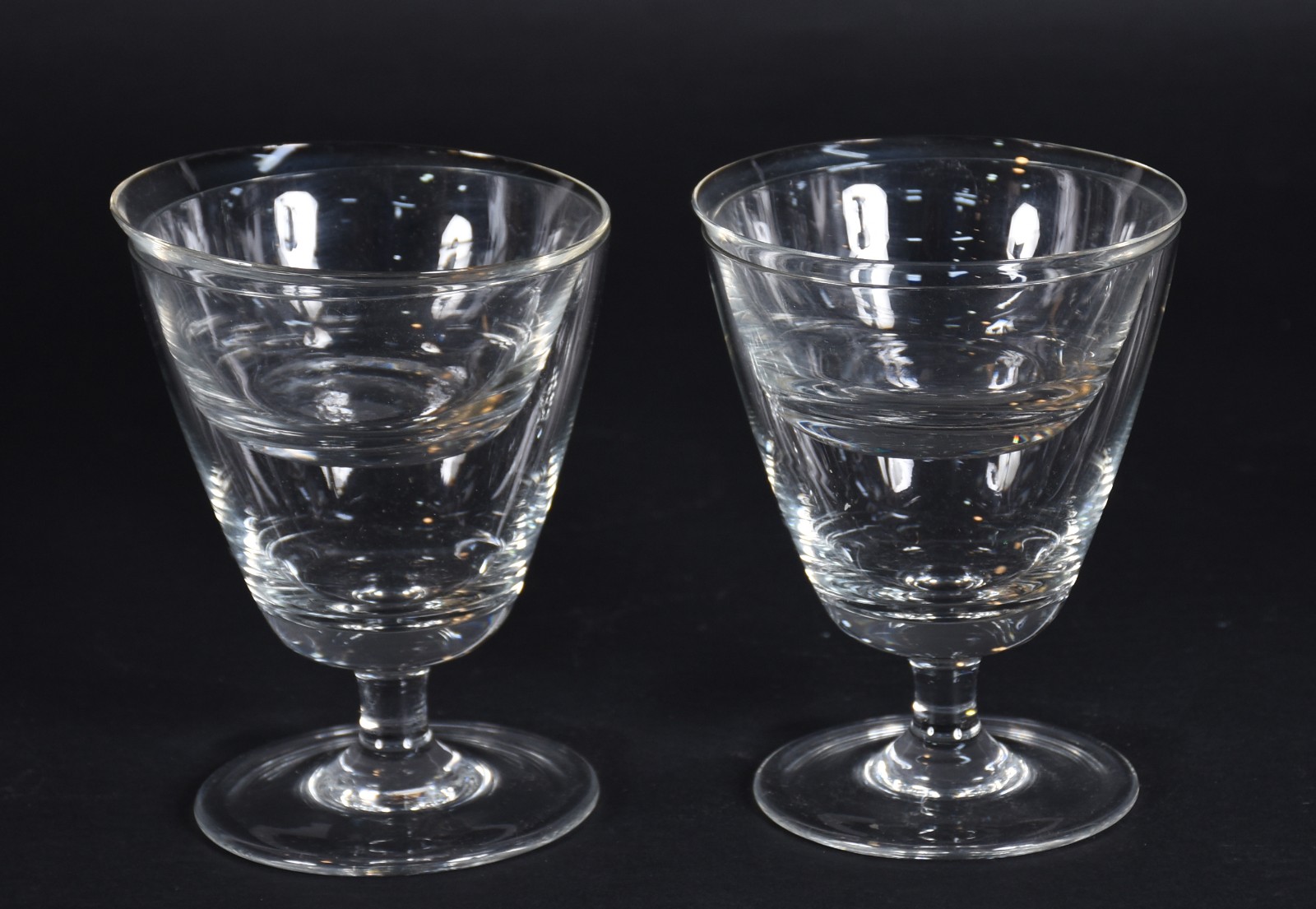 Quatorze taças de cristal para coquetel de camarão. - foto 3 de 4