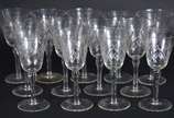Conjunto com 13 cálices para vinho em demi cris... - Conjunto com 13 cálices para vinho em demi cristal lapidado.