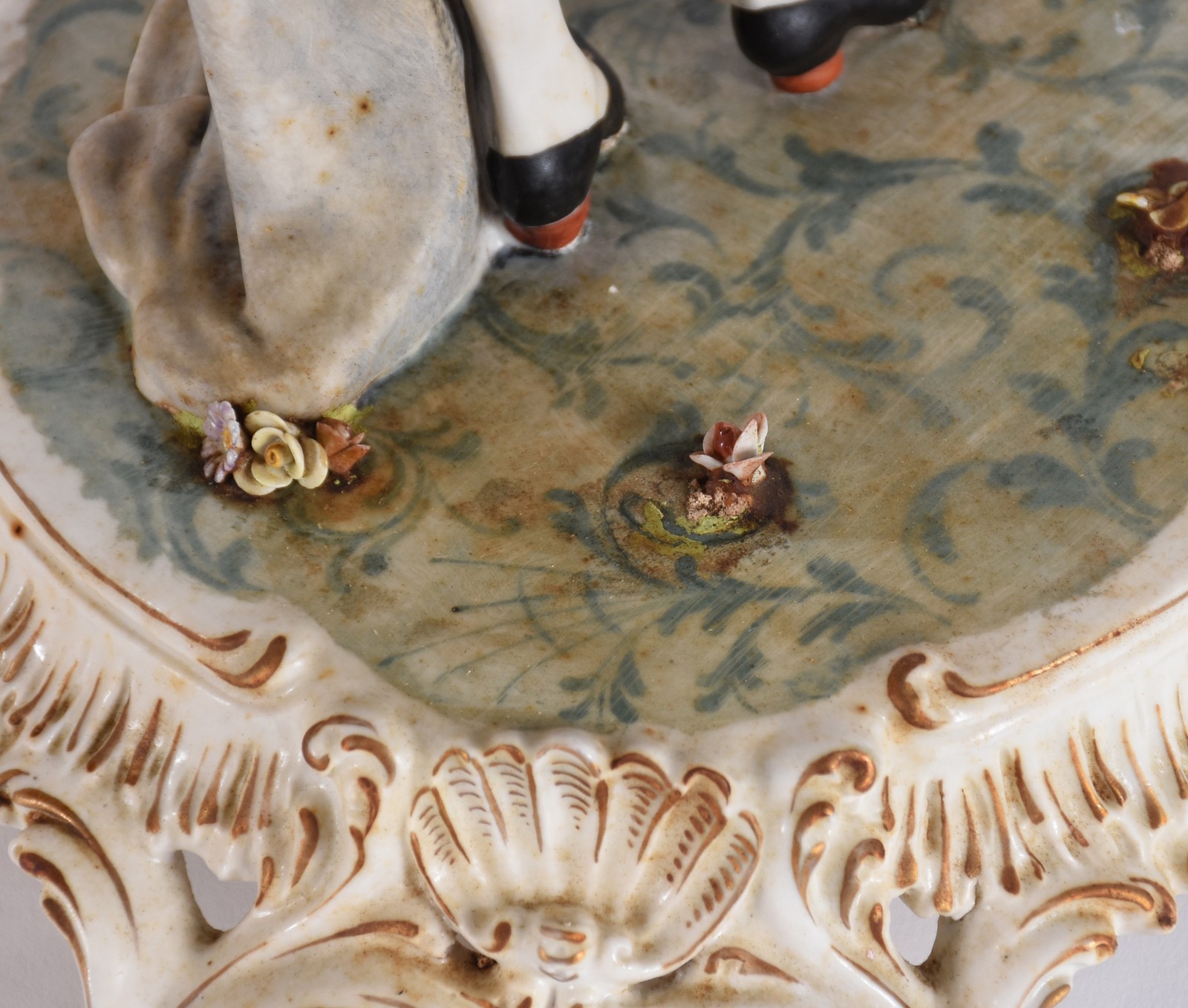 Par de esculturas de porcelana italiana Capo di Monti policromada... - foto 7 de 11