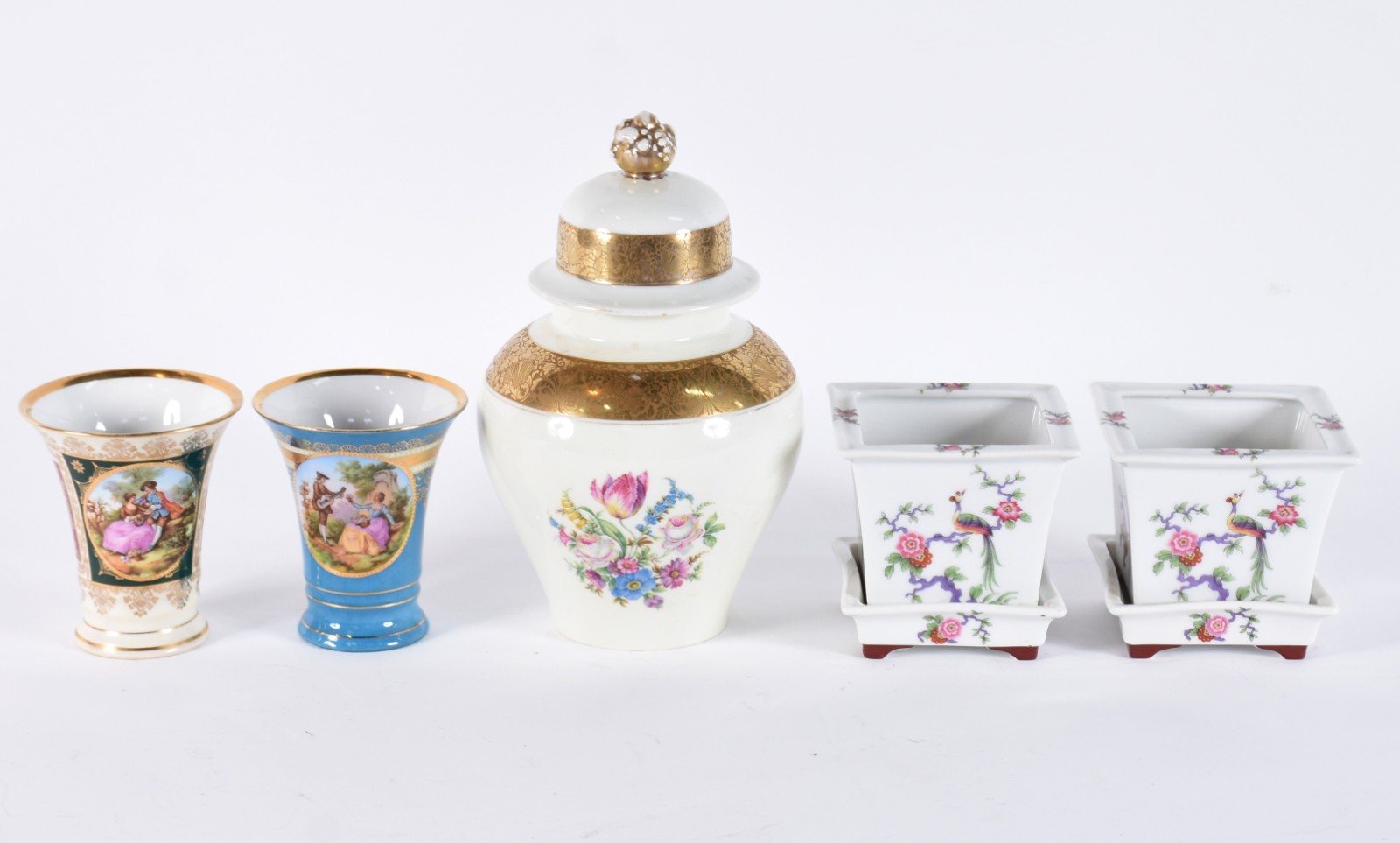 Diversas peças de porcelana, sendo: potiche Rosenthal, par de vasos... - foto 1 de 6