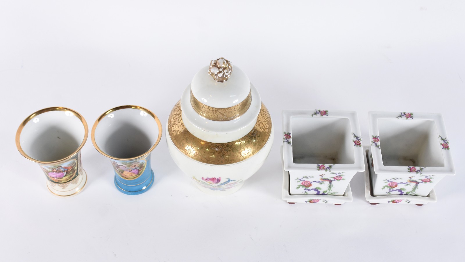 Diversas peças de porcelana, sendo: potiche Rosenthal, par de vasos... - foto 2 de 6