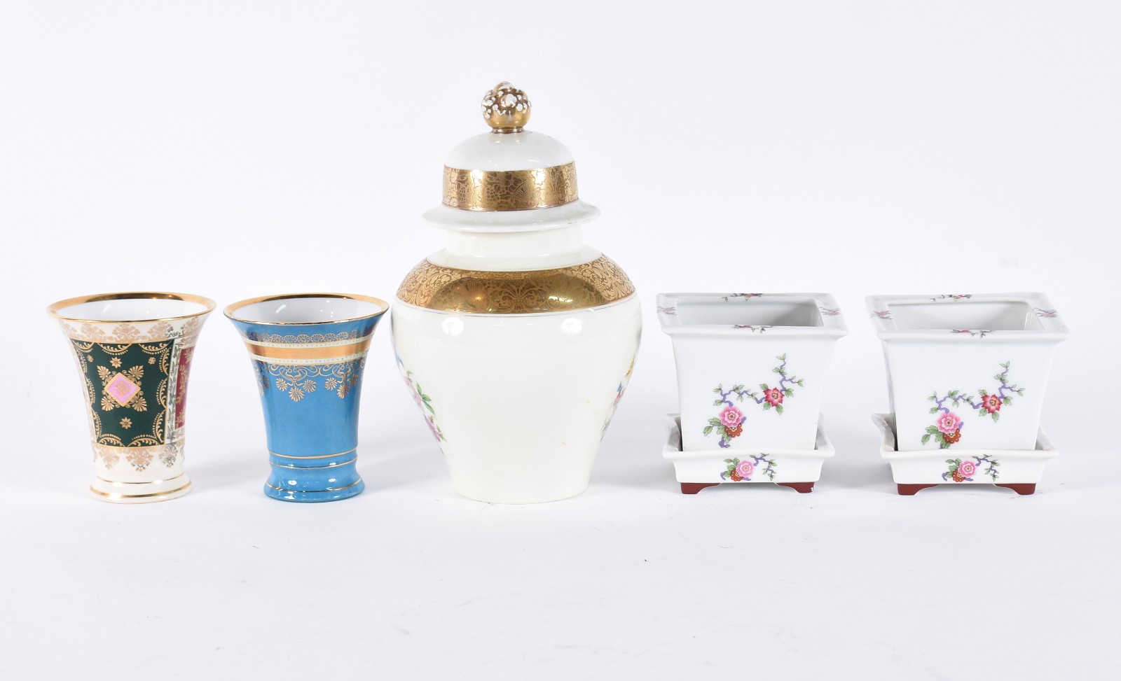 Diversas peças de porcelana, sendo: potiche Rosenthal, par de vasos... - foto 3 de 6