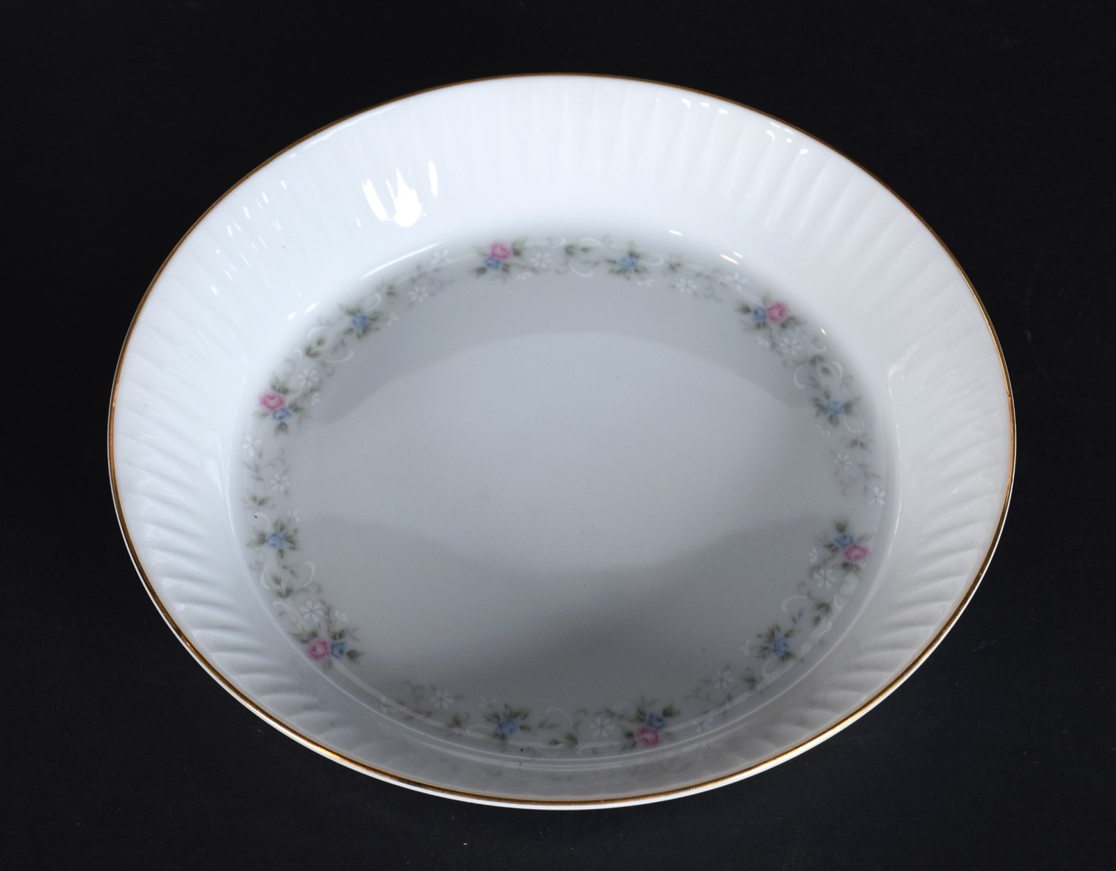 Serviço de jantar de porcelana TSUJI argentina composto de: 23 pratos... - foto 5 de 8