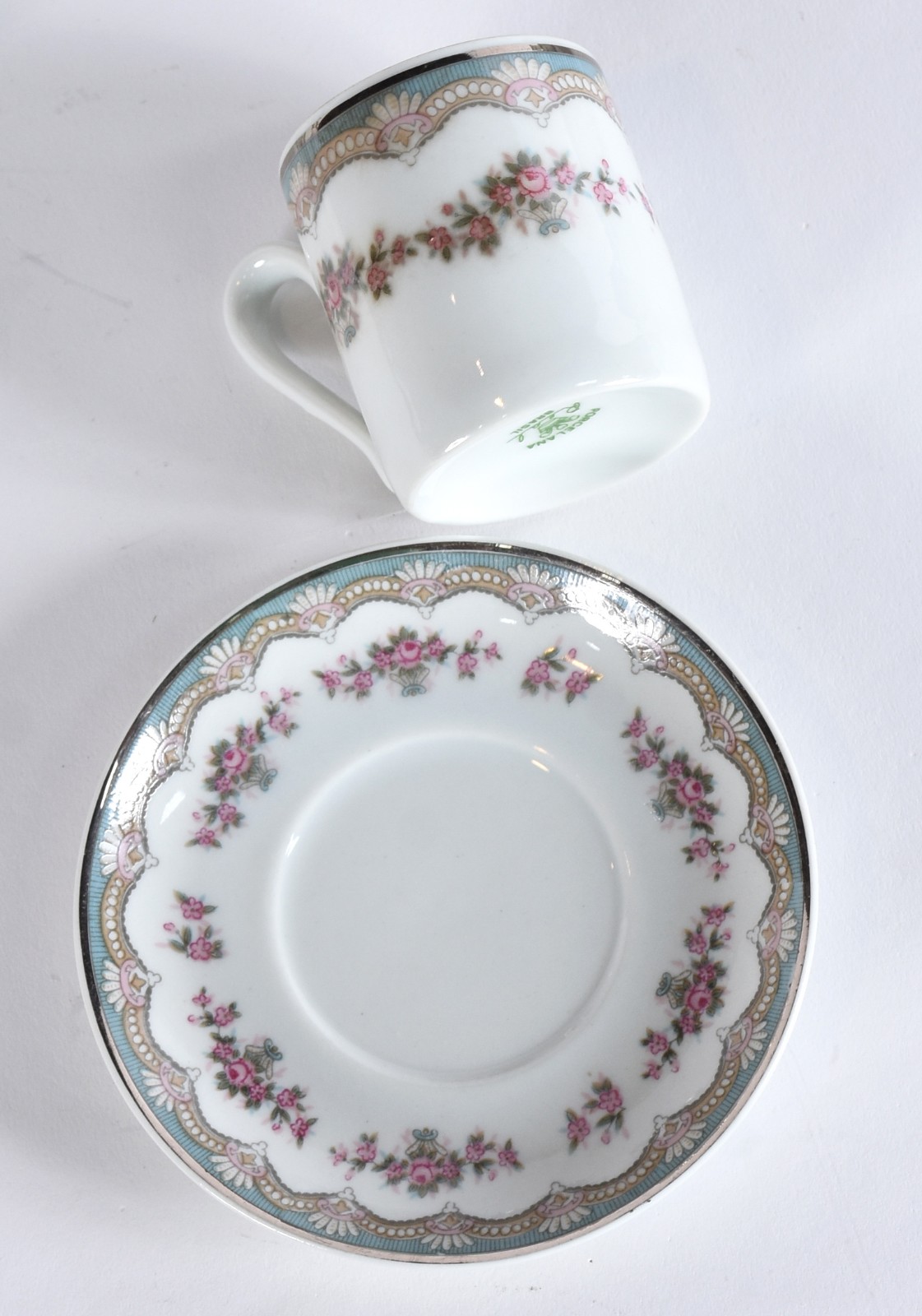 Serviço de jantar de porcelana TSUJI argentina composto de: 23 pratos... - foto 8 de 8