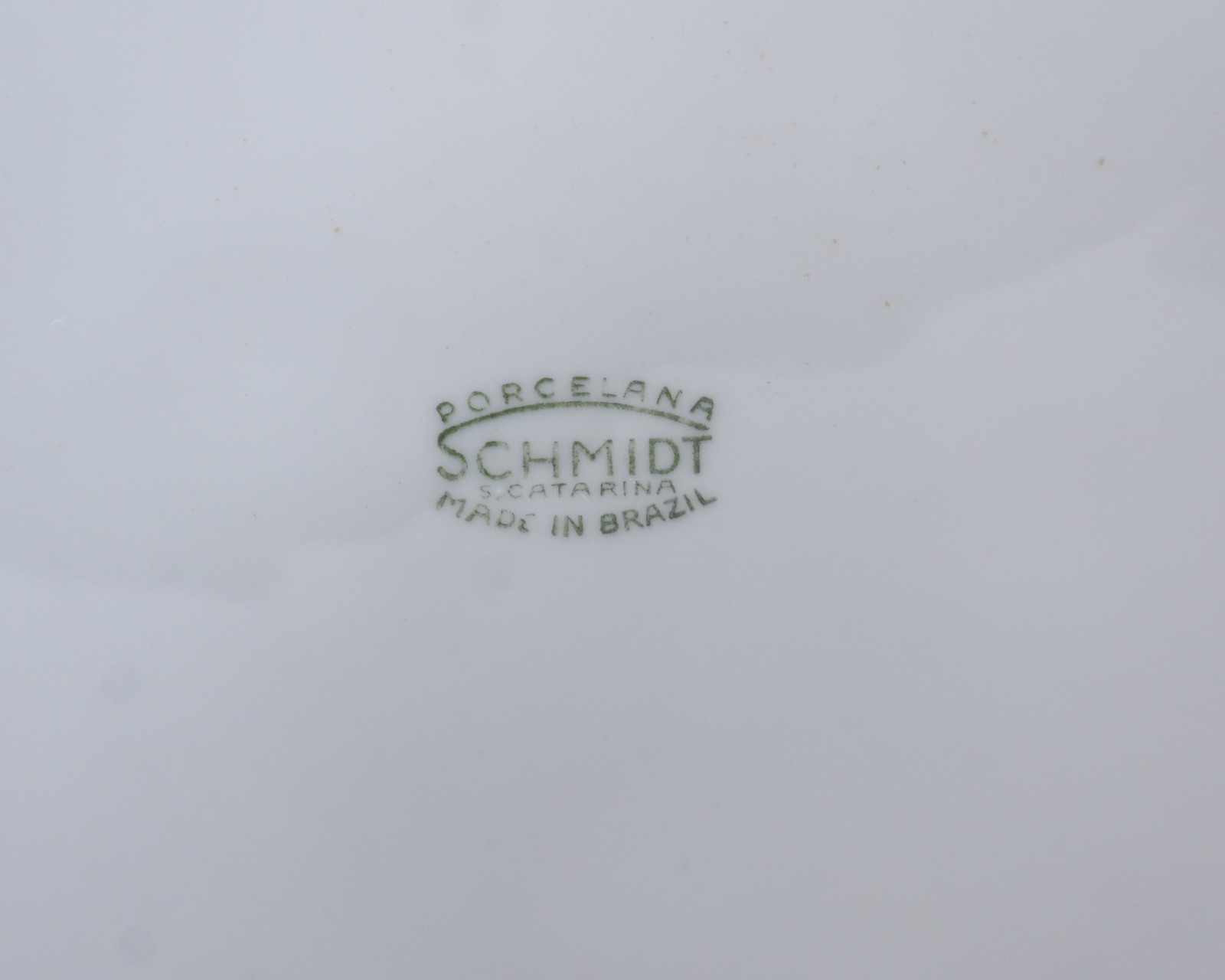 Aparelho de jantar de porcelana Schmidt, na cor branca com friso... - foto 3 de 5