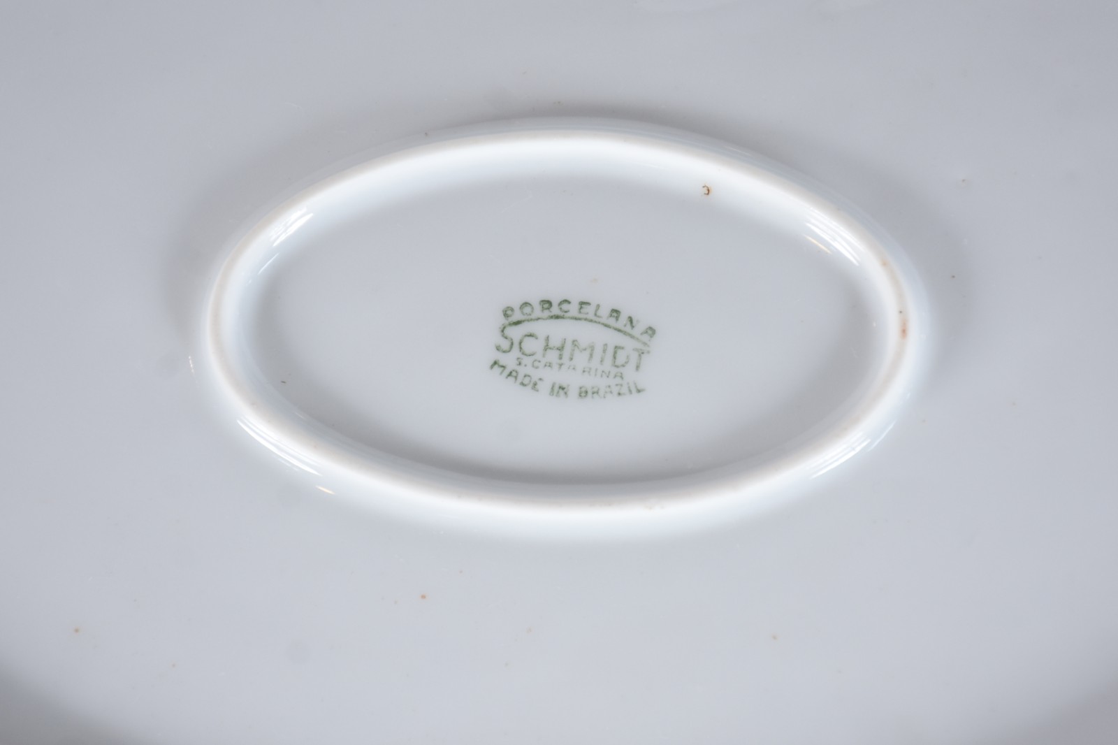 Aparelho de jantar de porcelana Schmidt, na cor branca com friso... - foto 4 de 5