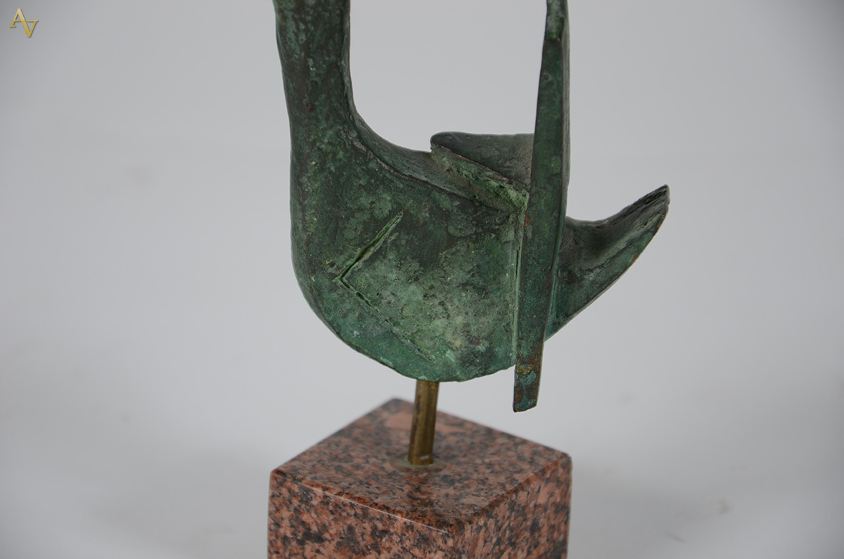 Pequena escultura em bronze, possivelmente Vasco Prado, alt. total 14... - foto 3 de 3