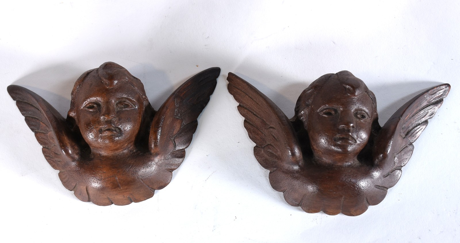 Diversas peças sacras, sendo: Lapinha barroca mineira século XIX e... - foto 4 de 5