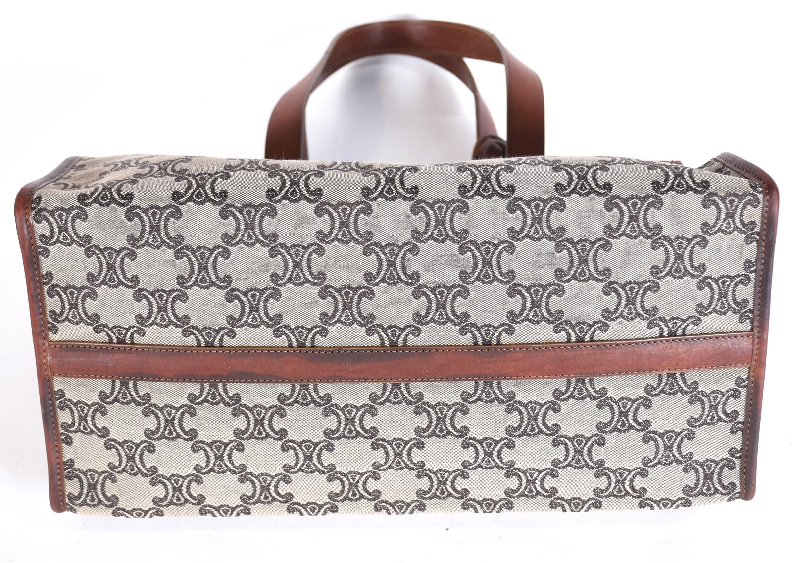 Bolsa feminina da marca "Celine". - foto 5 de 5