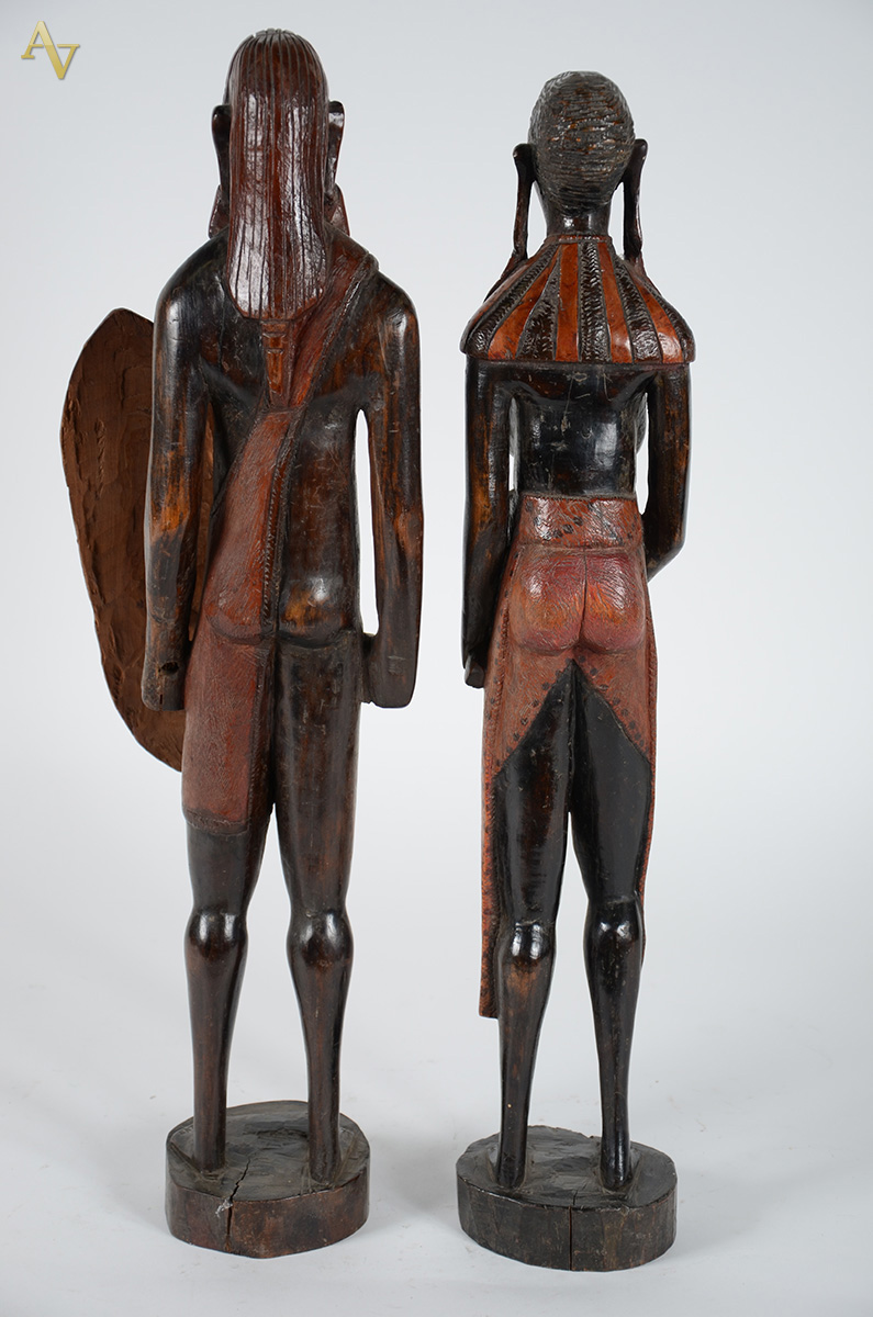 Casal de africanos esculpidos em madeira, alt.61 cm. - Anos 50 - foto 2 de 2