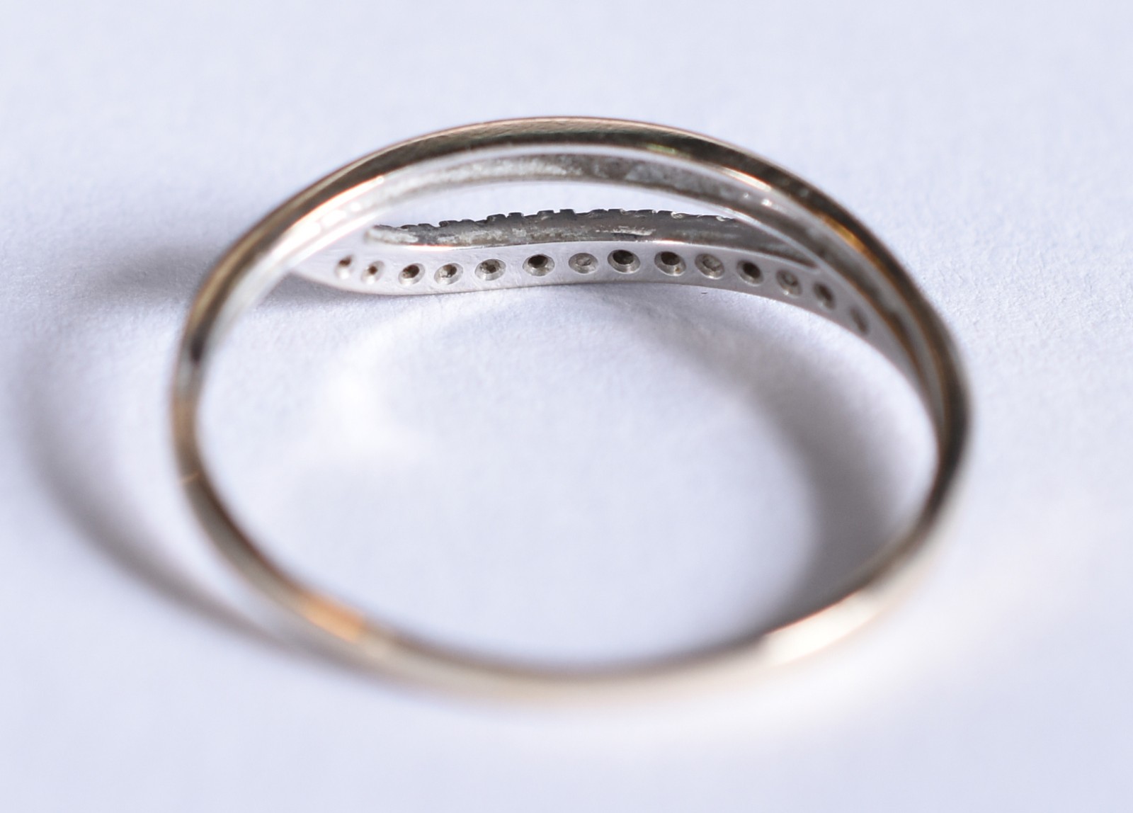 Anel de ouro 18k, contraste 750 com mini brilhantes, aro 18 (Por... - foto 4 de 4
