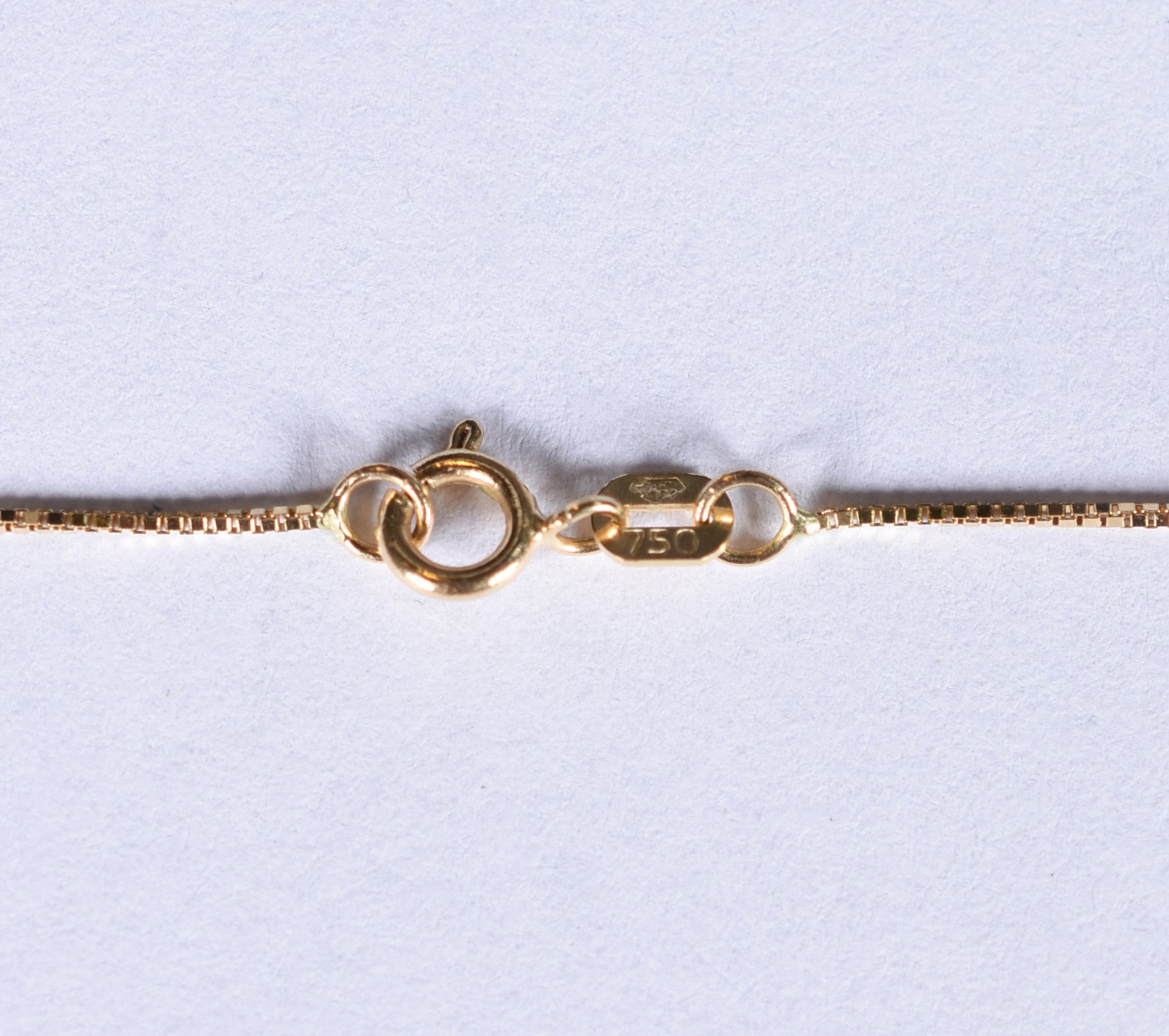 Colar de ouro 18k, contraste 750, pingente com brilhantes (Por... - foto 5 de 5