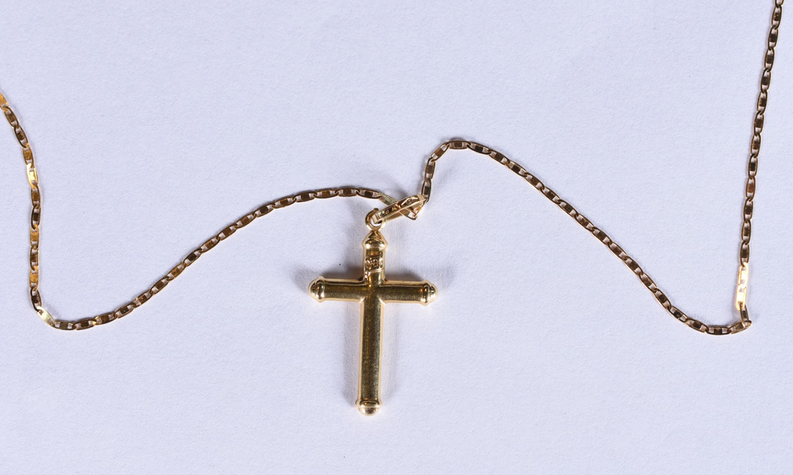 Colar de ouro 18 k, contraste 750 com crucifixo (Por motivos de... - foto 1 de 5