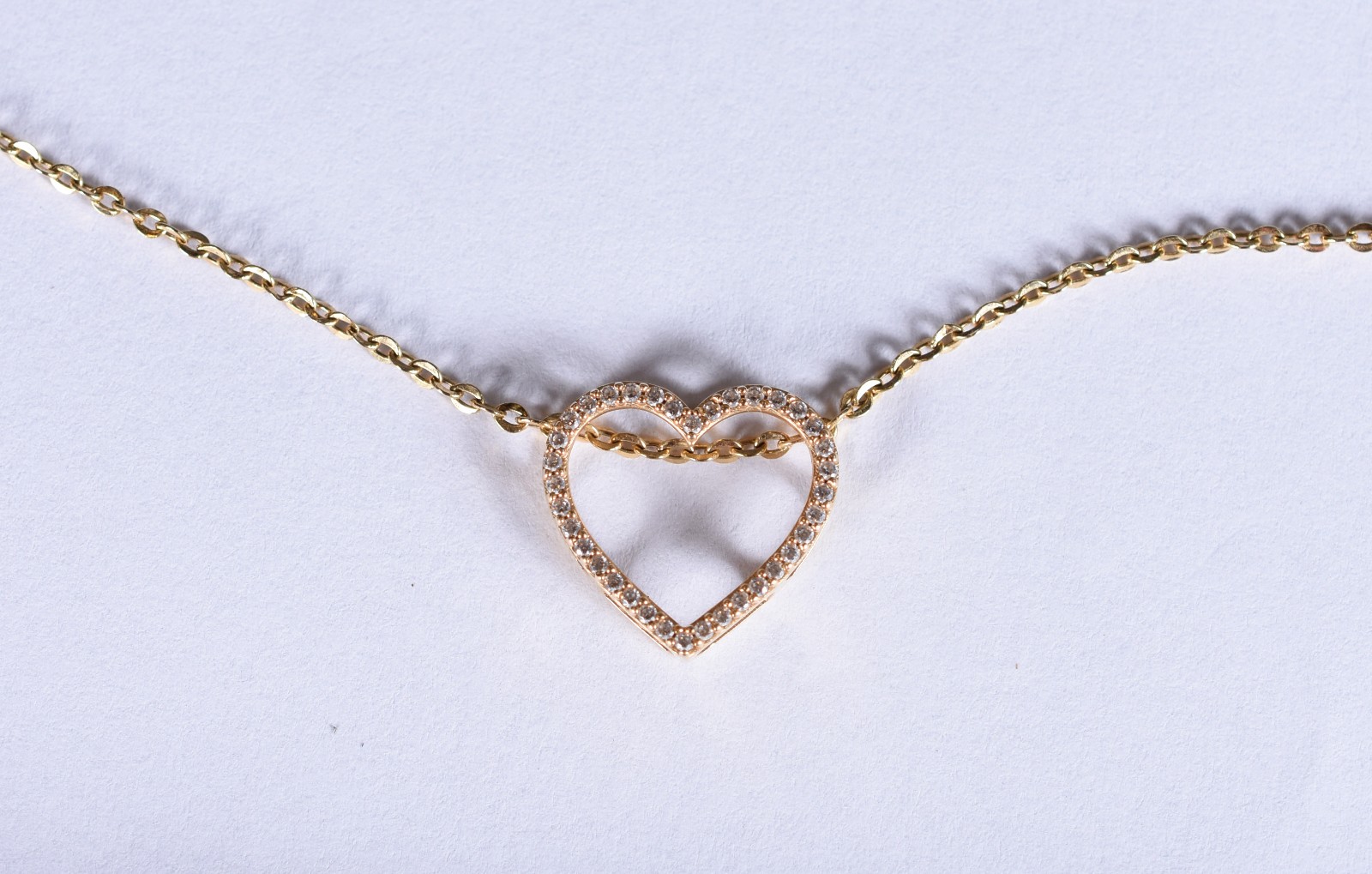 Colar de ouro 18k, contraste 750 com pingente no feitio coração com... - foto 1 de 5
