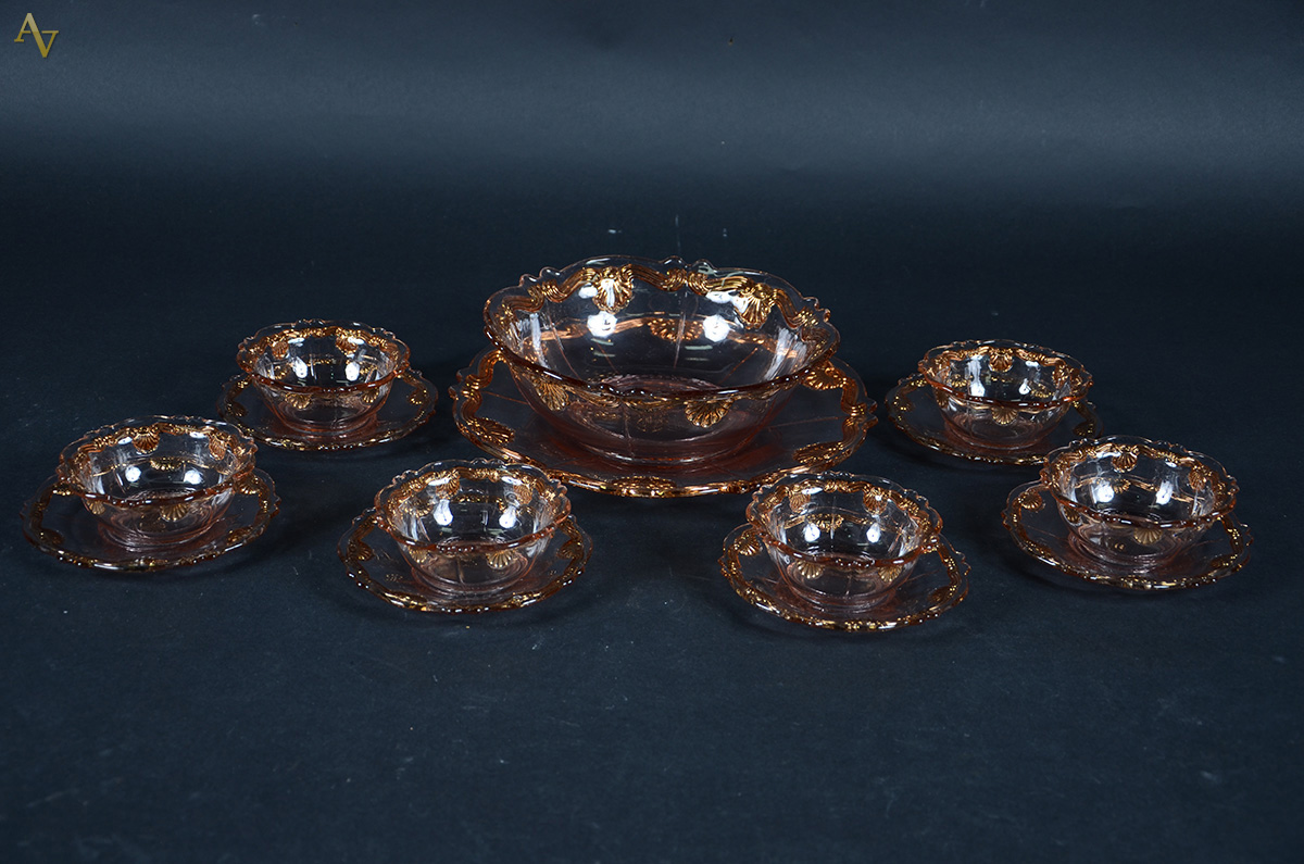 Diversas peças em vidro: conjunto salmon com 6 bowls com prato, prato... - foto 2 de 2