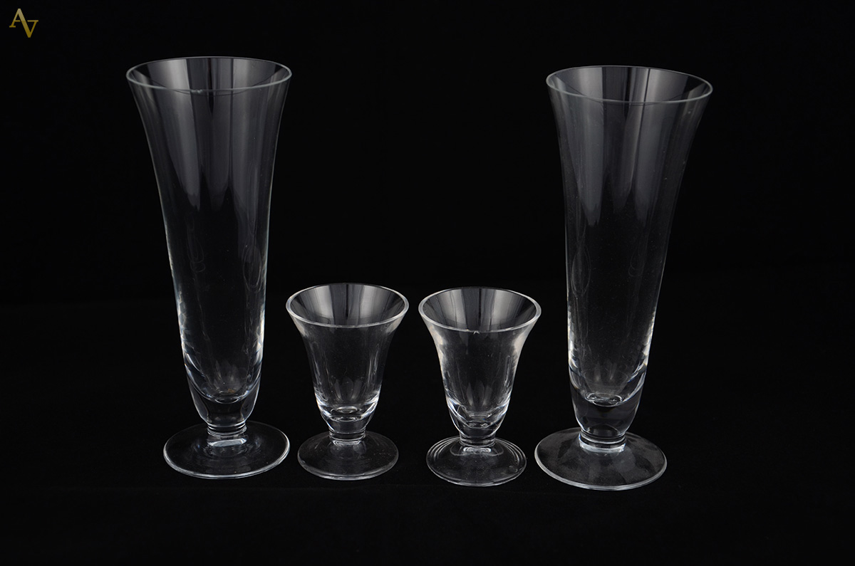 Conjunto de 5 cálices para licor e 6 flutes para champagne de cristal...