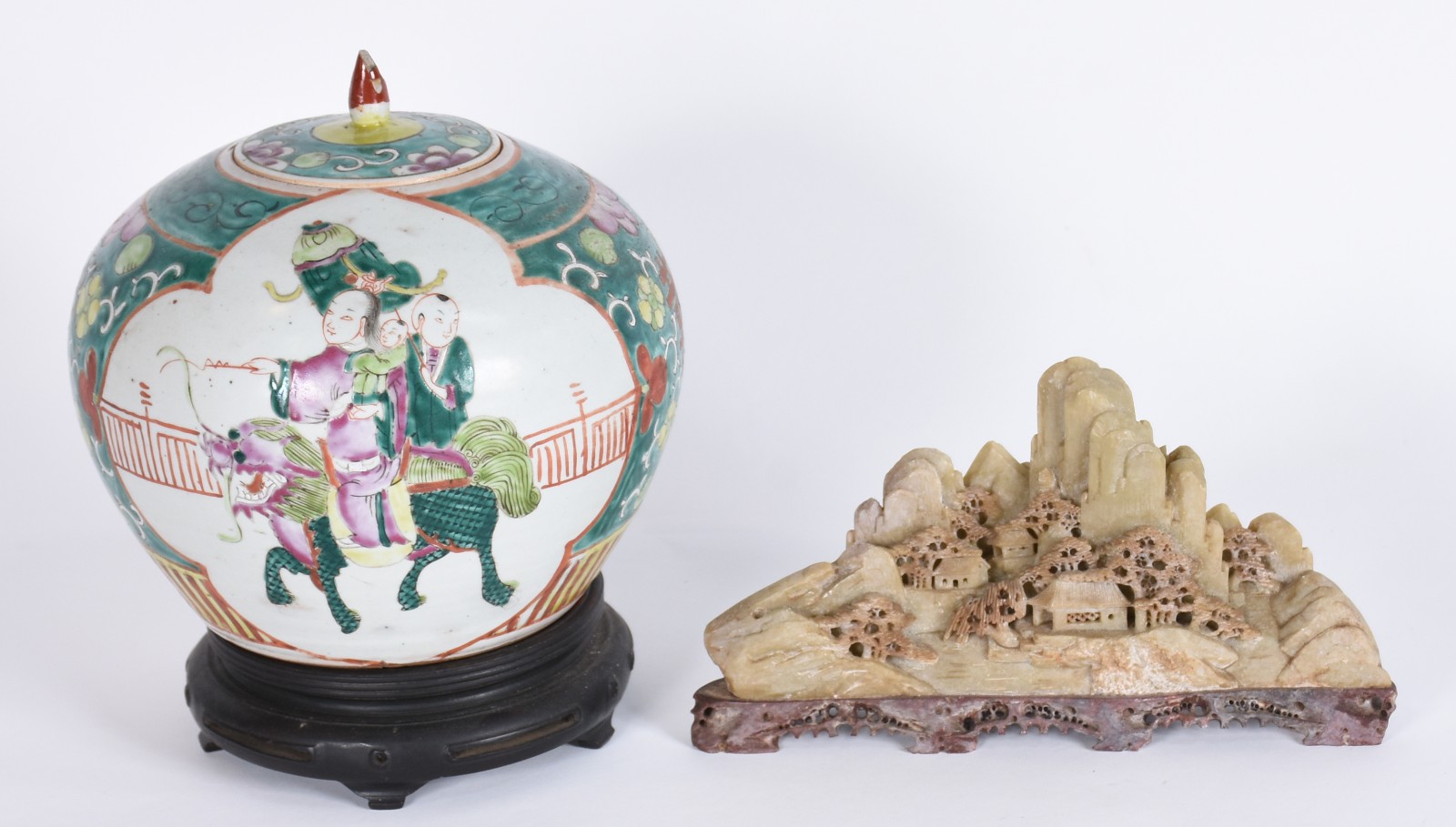 Duas peças, sendo: potiche de porcelana oriental, tampa lascada e... - foto 1 de 9
