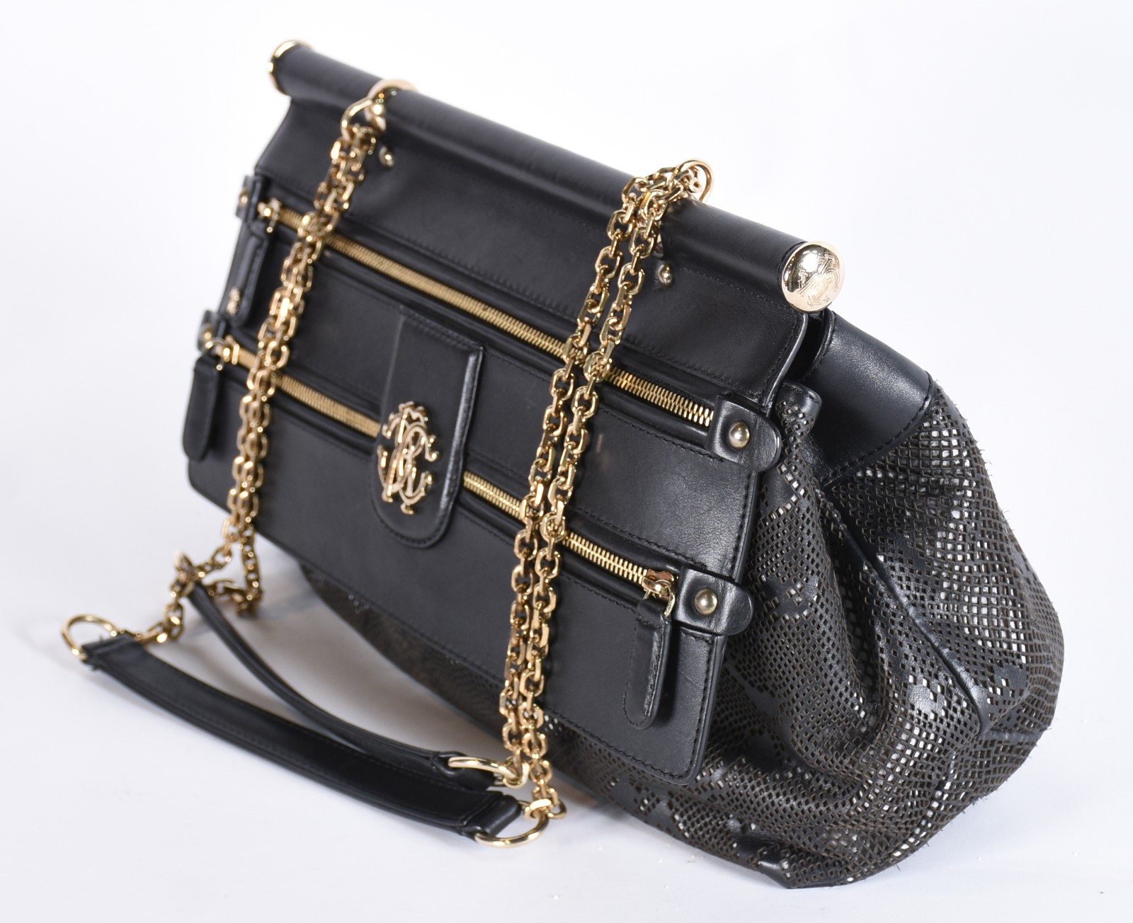 Elegante Bolsa feminina italiana com correntes de metal. - foto 2 de 7