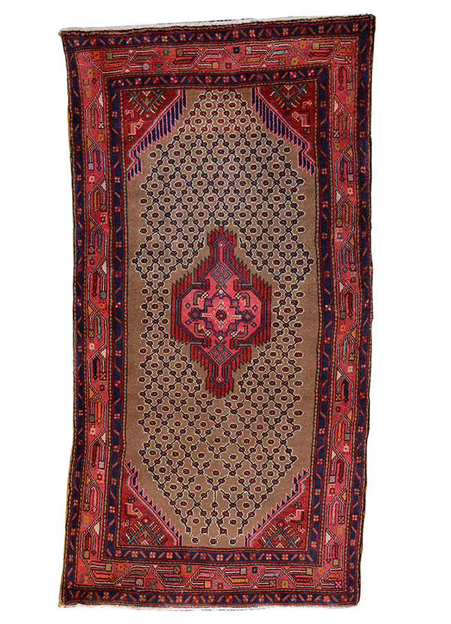 Tapete HAMADAN medindo: 1,15 x 2,15 m