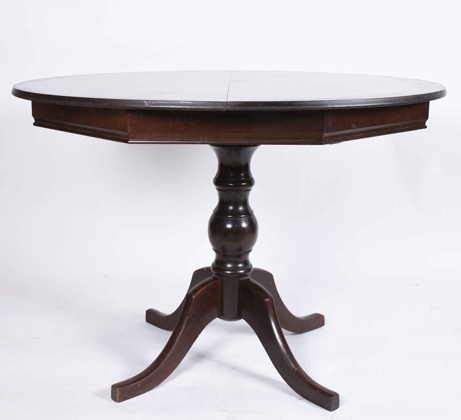 Mesa redonda de jantar em madeira nobre, com tábua extensora (40 cm)... - foto 1 de 5