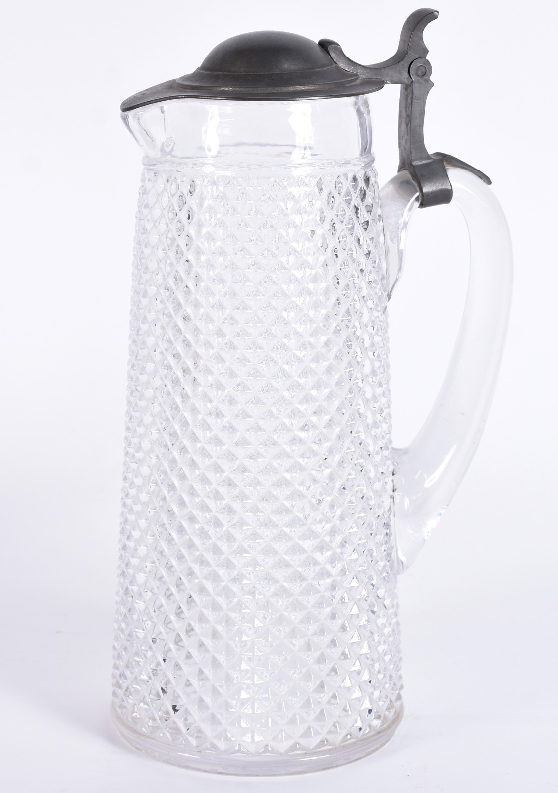 Tankard de cristal bico de jaca, tampa de estanho, pequeno bicado na... - foto 1 de 5