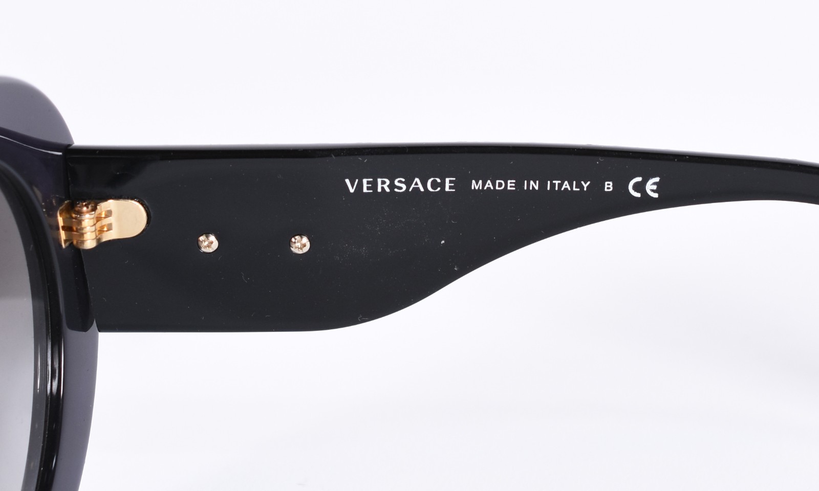 Versace (1978) - foto 3 de 6