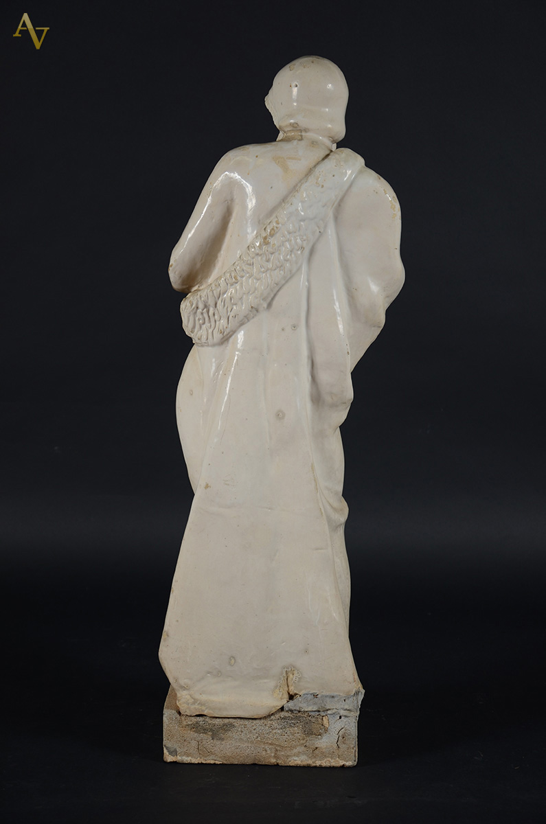 Escultura portuguesa em faiança - Séc. XVIII - representando Santo... - foto 2 de 2