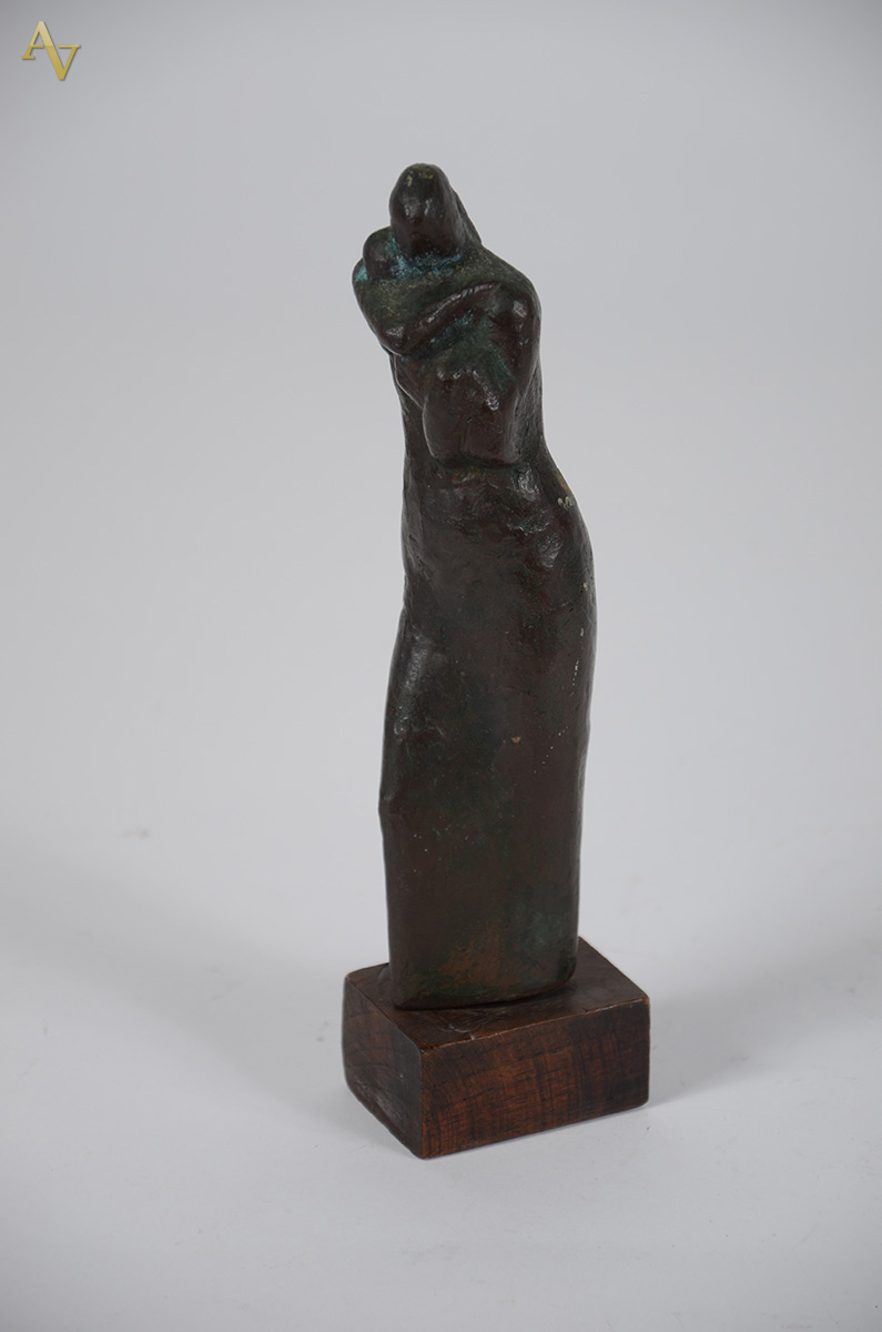 VASCO PRADO - Escultura em bronze com base em madeira representando... - foto 1 de 3