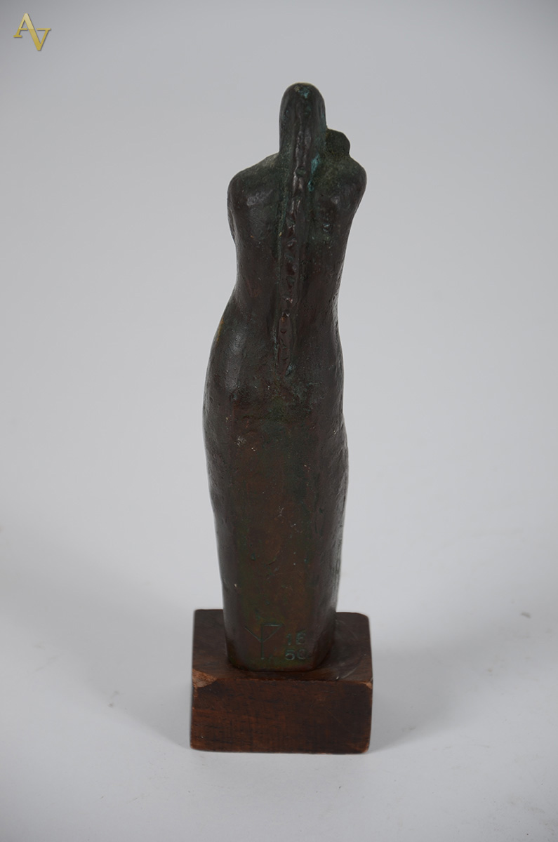 VASCO PRADO - Escultura em bronze com base em madeira representando... - foto 2 de 3