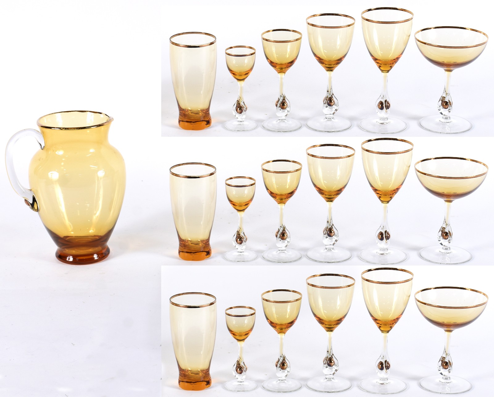 Conjunto de copos de murano, composto de: 11 para champagne, 11 para... - foto 1 de 4