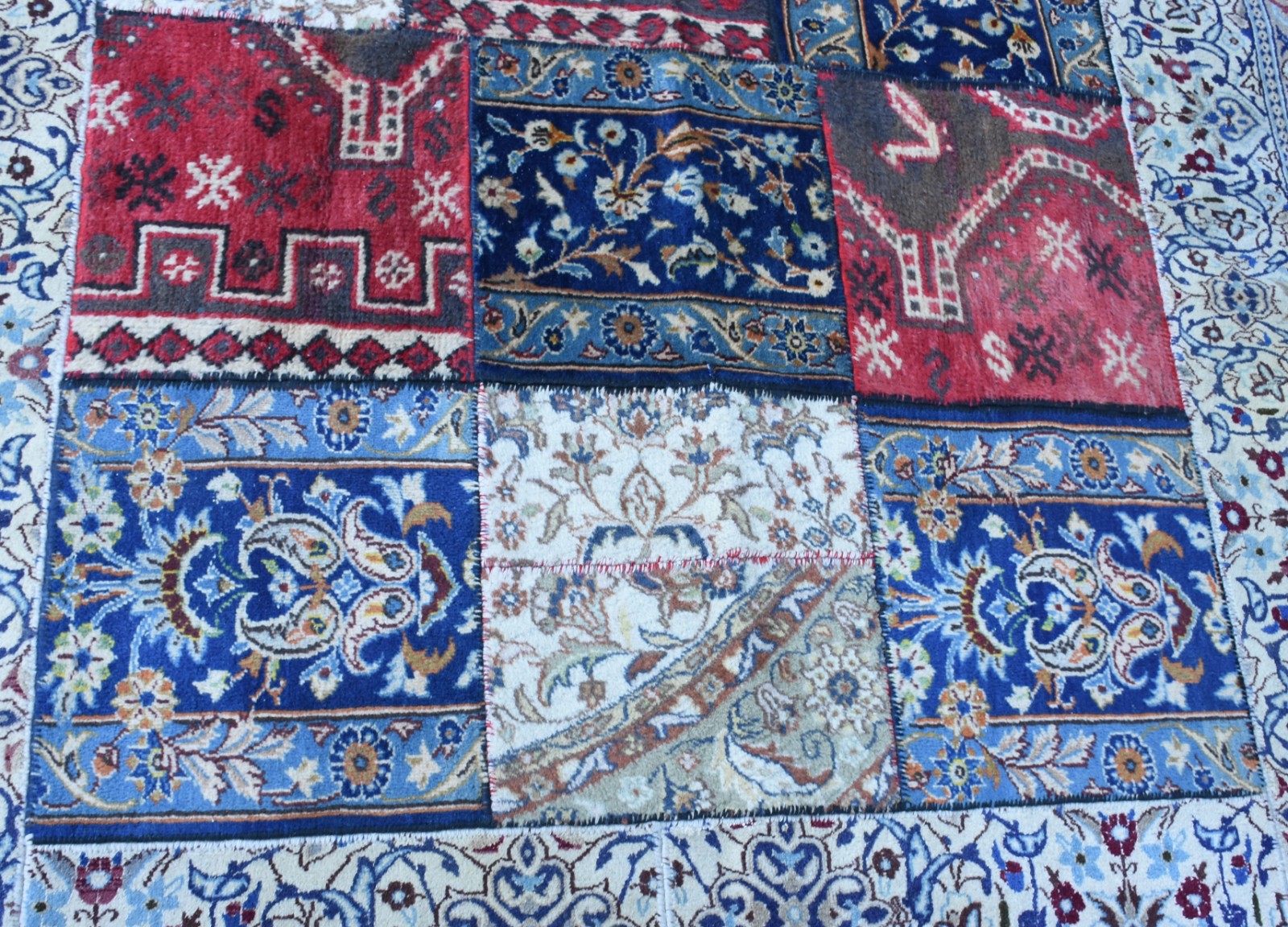 TAPETE PATCHWORK - foto 2 de 3