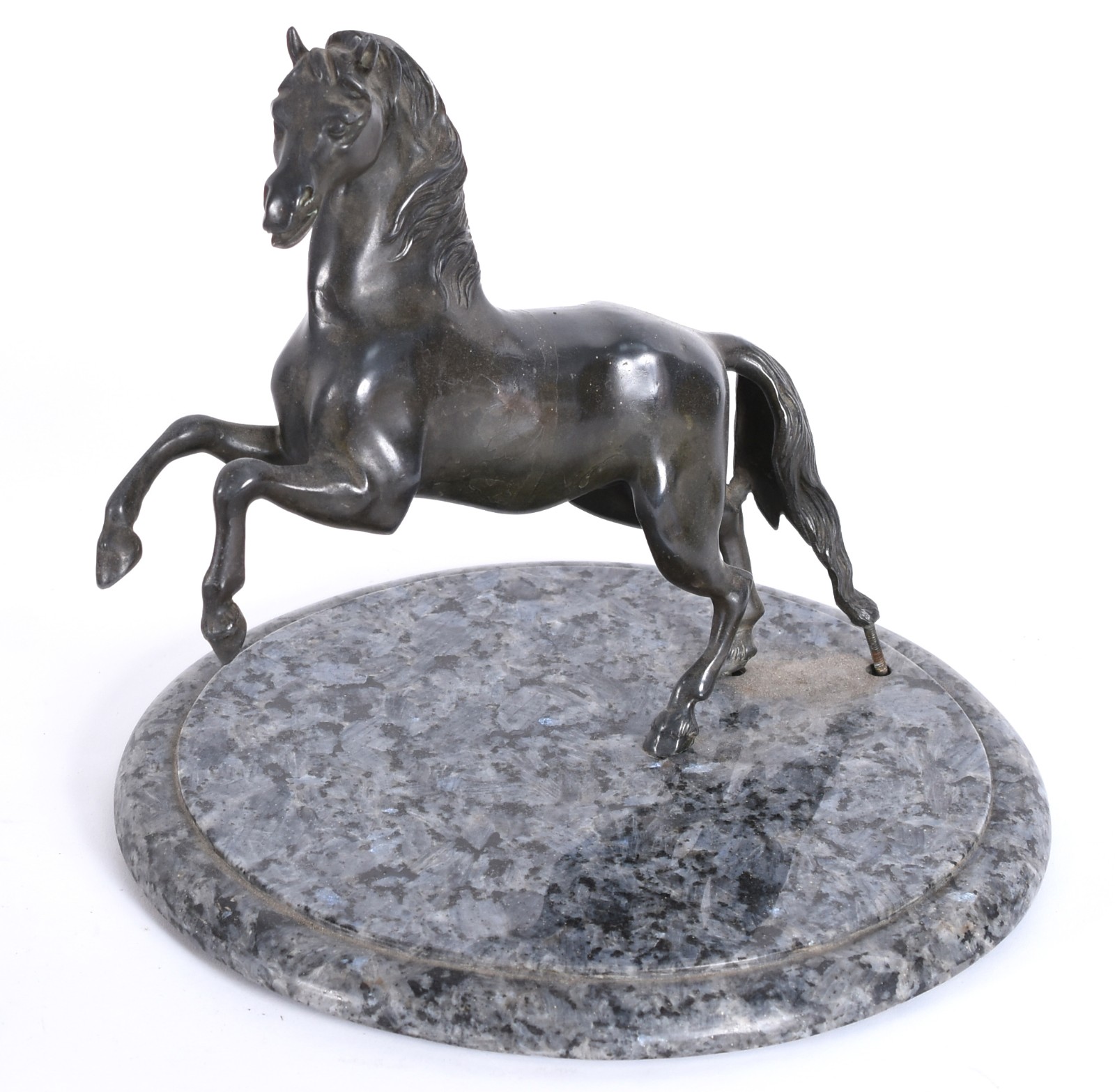 Escultura de petit bronze representando cavalo, base de mármore. - foto 1 de 5