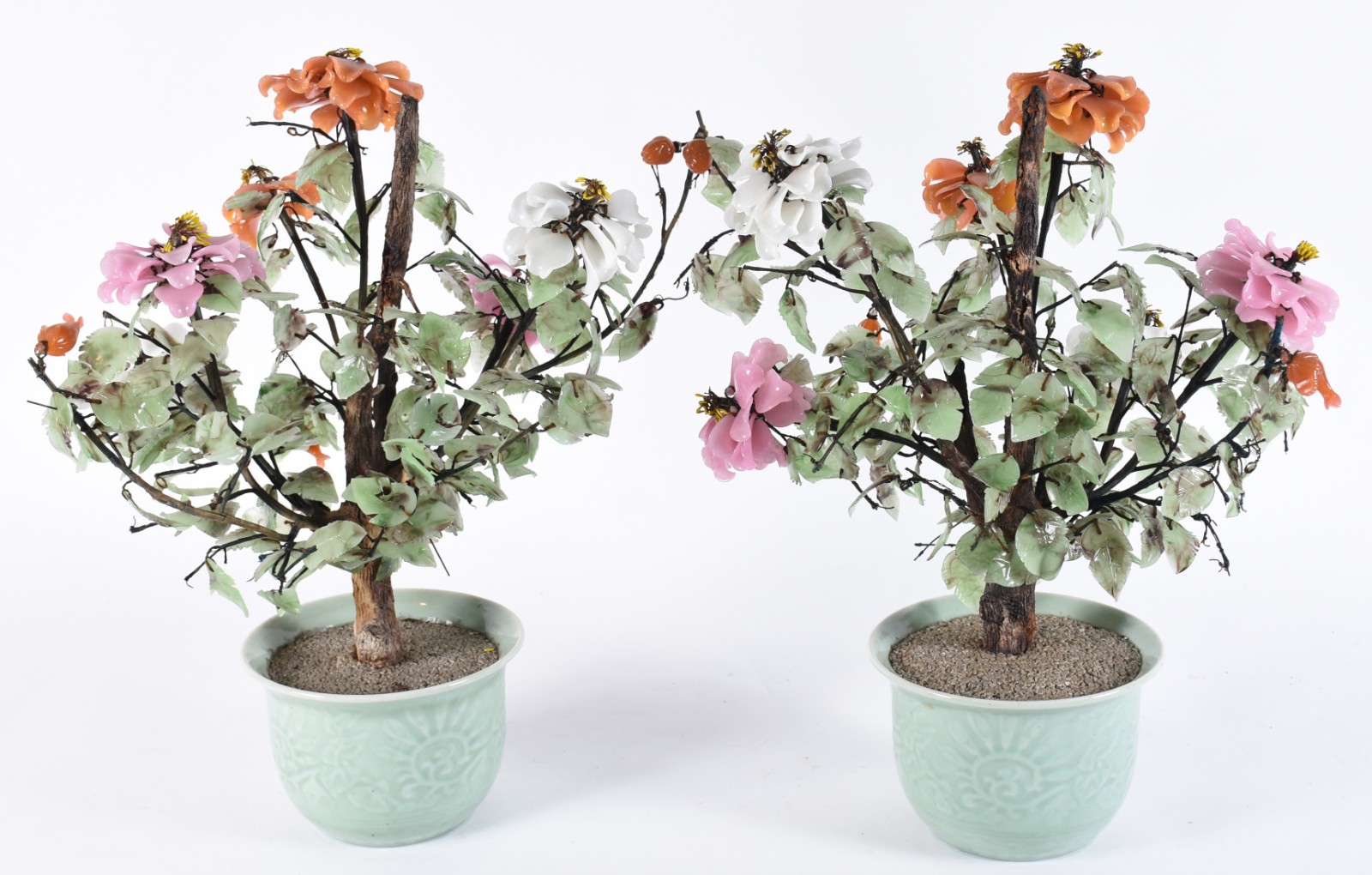 Par de vasos orientais de porcelana celadon verde e flores... - foto 3 de 4