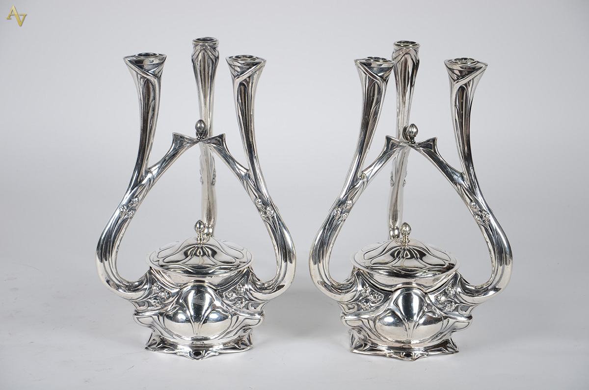 Par de originais candelabros ART NOUVEAU de prata 800 Mls, para 3... - foto 1 de 2
