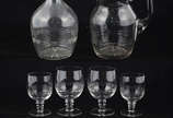 Conjunto de cristal francês lapidado, sendo 6 c... - Conjunto de cristal francês lapidado, sendo 6 cálices para água, 6 para vinho tinto, 6 para vinho branco, 6  para licor, 6 taças para champagne,...